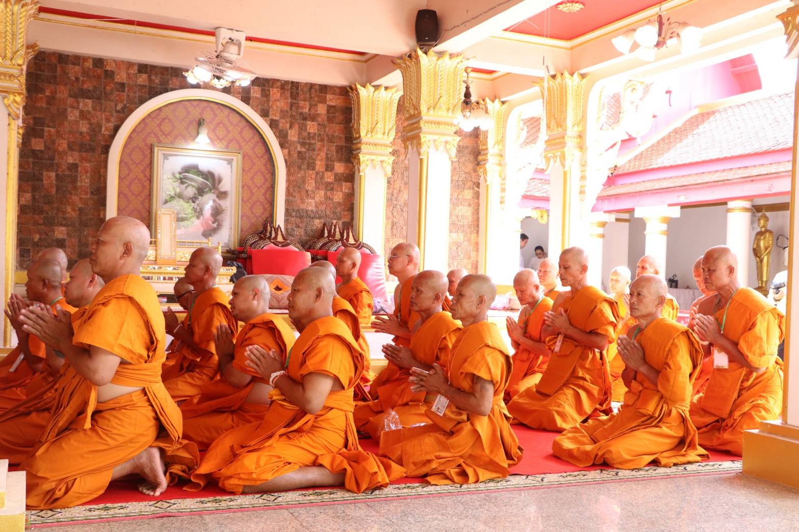 พช.นครพนม   ร่วมพิธีบรรพชาอุปสมบท เฉลิมพระเกียรติพระบาทสมเด็จพระเจ้าอยู่หัว เนื่องในโอกาสพระราชพิธีมหามงคลเฉลิมพระชนมพรรษา 6 รอบ 28 กรกฎาคม 2567
