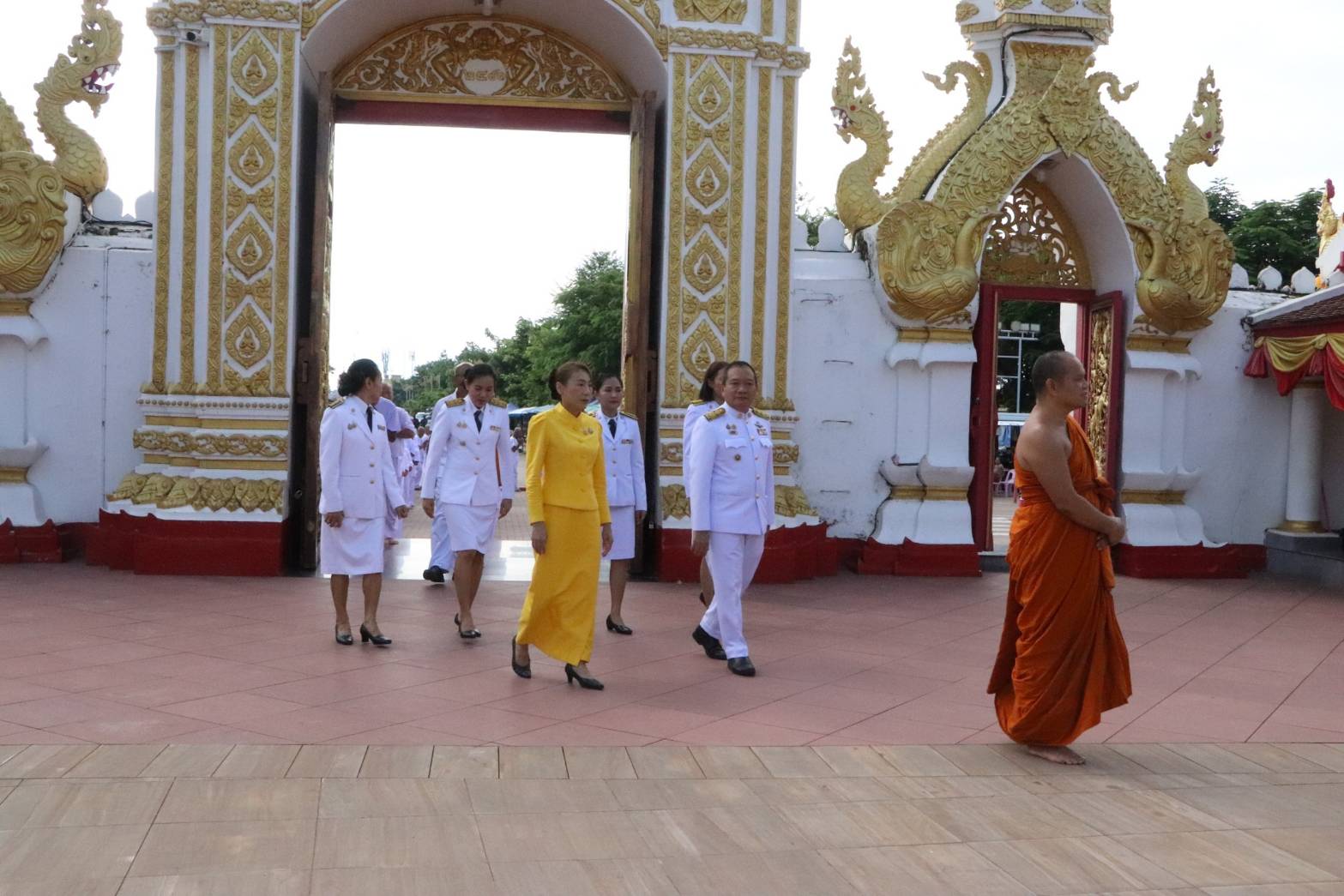 พช.นครพนม   ร่วมพิธีบรรพชาอุปสมบท เฉลิมพระเกียรติพระบาทสมเด็จพระเจ้าอยู่หัว เนื่องในโอกาสพระราชพิธีมหามงคลเฉลิมพระชนมพรรษา 6 รอบ 28 กรกฎาคม 2567