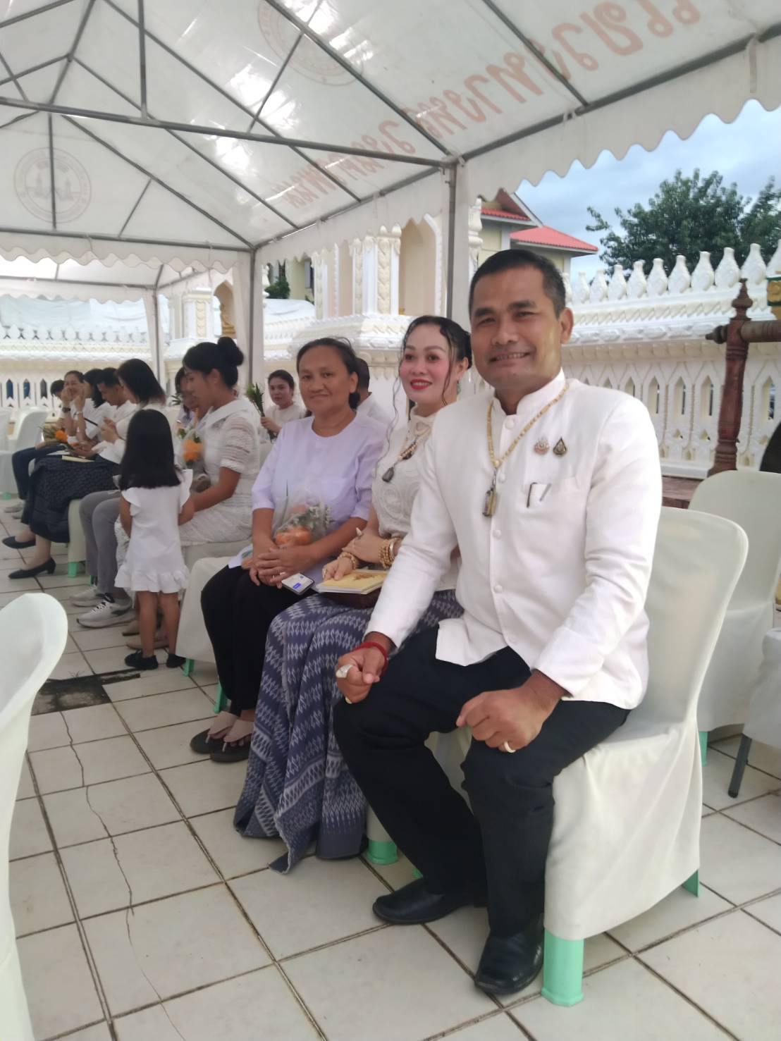 ผู้ว่าฯ นครพนม   นำพุทธศาสนิกชนร่วมเวียนเทียน เนื่องในวันอาสาฬหบูชา ประจำปี 2567