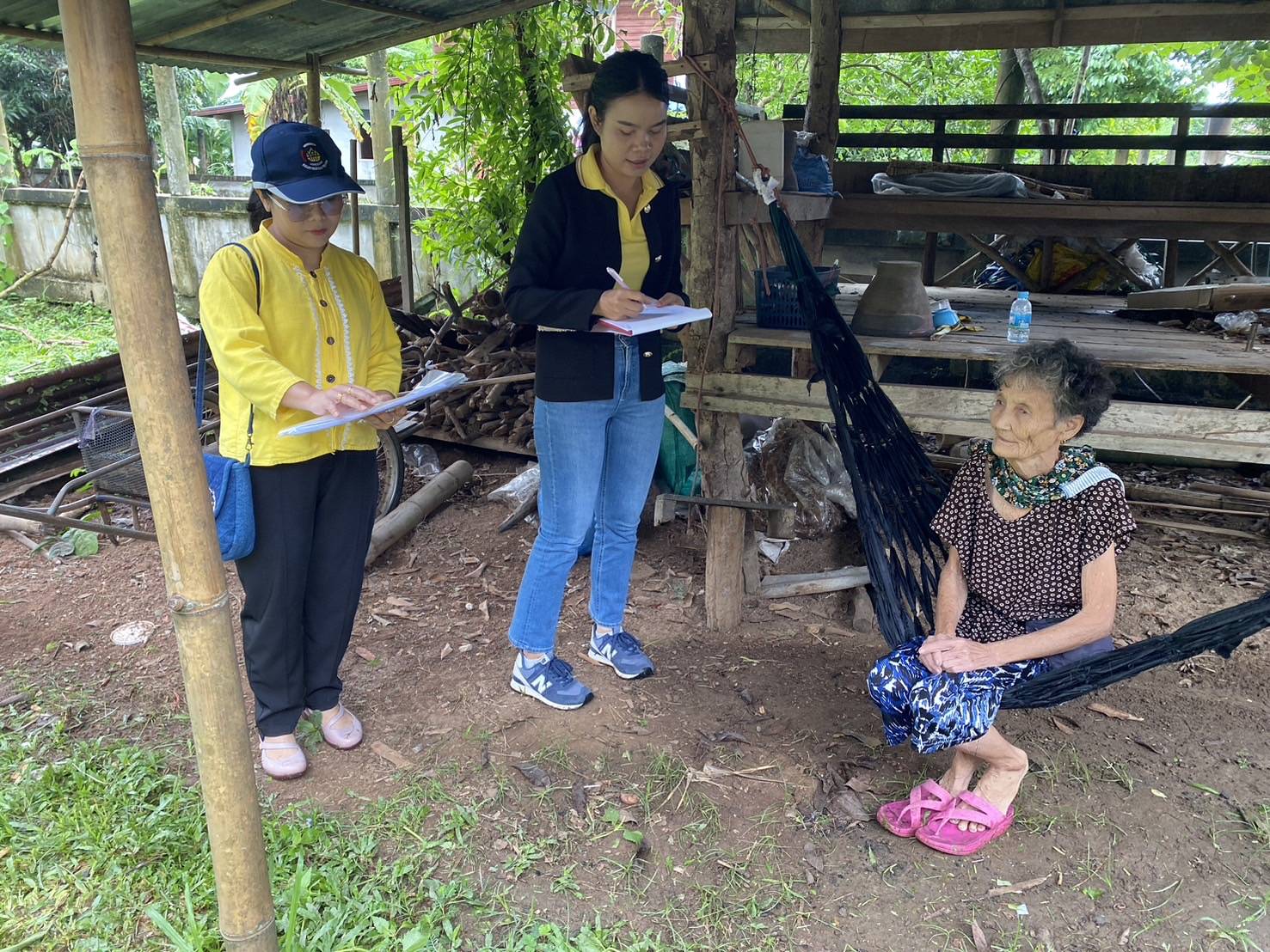 พช.นครพนม   ร่วมตรวจติดตามและประเมินผลแบบบูรณาการ โครงการแก้ไขปัญหาความยากจนแบบบูรณาการ “นครพนม สร้างสังคมอุดมสุข บำบัดทุกข์ด้วยชุมชนท้องถิ่น” งบประมาณตามแผนปฏิบัติราชการประจำปีของจังหวัดนครพนม ประจำปีงบประมาณ พ.ศ. 2566