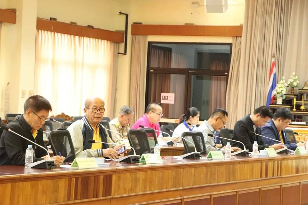 ผู้ว่าฯ   จับมือภาคเอกชน ประชุม กรอ.จังหวัด ร่วมพัฒนาและแก้ไขปัญหาทางเศรษฐกิจ สานความร่วมมือภาคีเครือข่าย