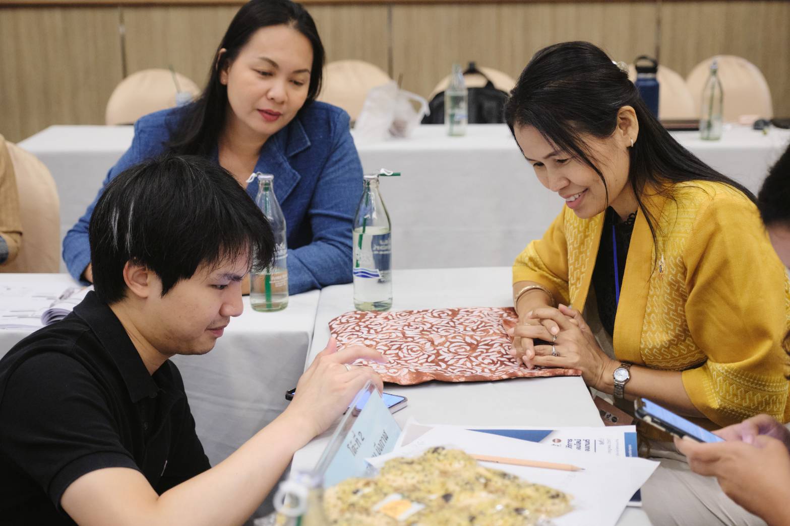 พช.นครพนม   ร่วมประชุมเชิงปฏิบัติการ ติดอาวุธกลยุทธ์ออนไลน์ เพิ่มยอดขายด้วยคอนเทนต์