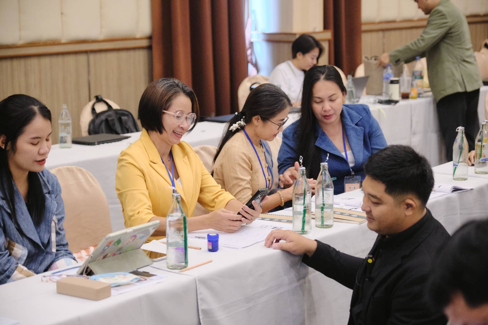 พช.นครพนม   ร่วมประชุมเชิงปฏิบัติการ ติดอาวุธกลยุทธ์ออนไลน์ เพิ่มยอดขายด้วยคอนเทนต์
