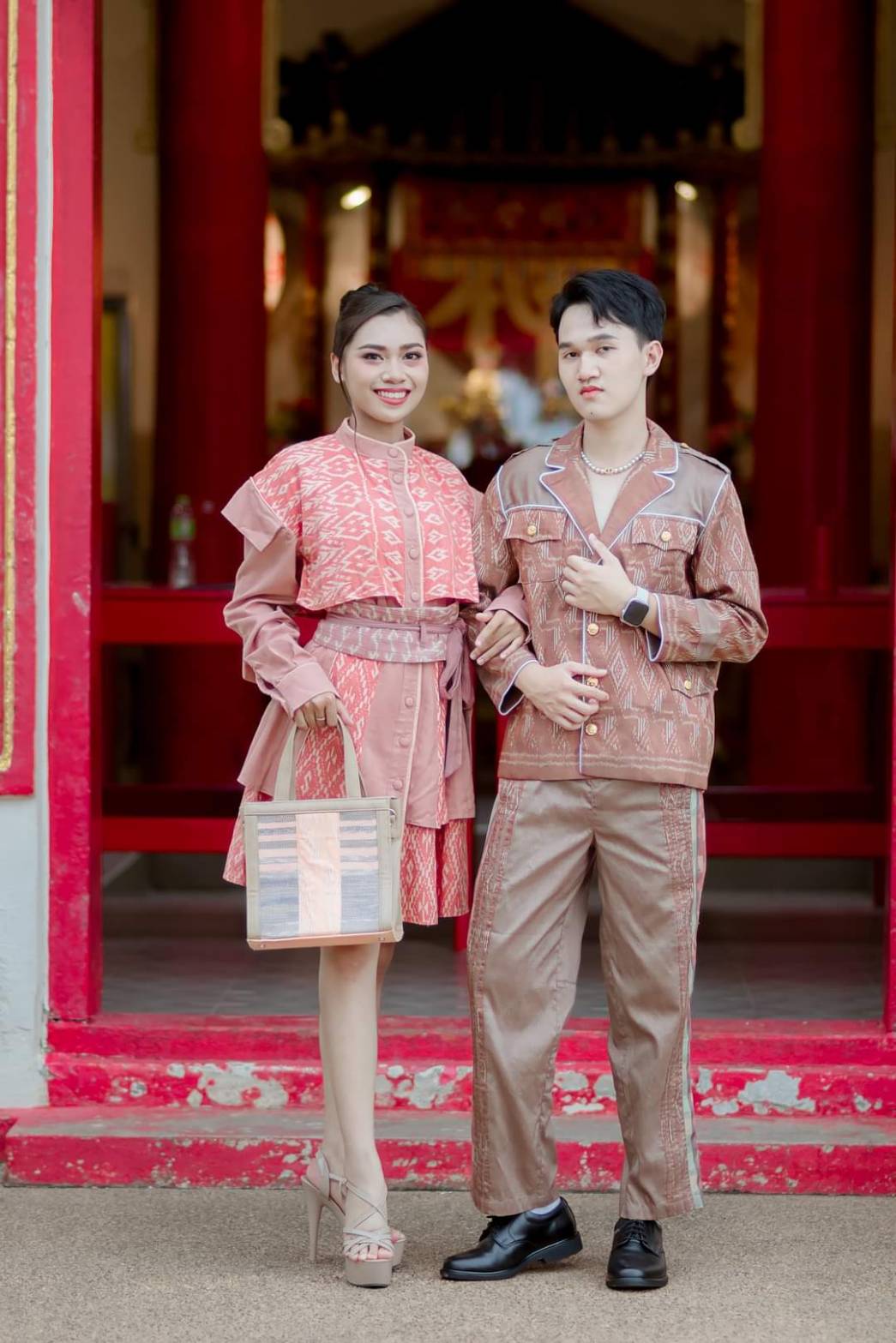 พช.นครพนม   ร่วมกิจกรรม Freshmen Night คณะครุศาสตร์ มหาวิทยาลัยนครพนม และมอบรางวัลประกวดการแต่งกาย “ผ้าไทยใส่ให้สนุก”