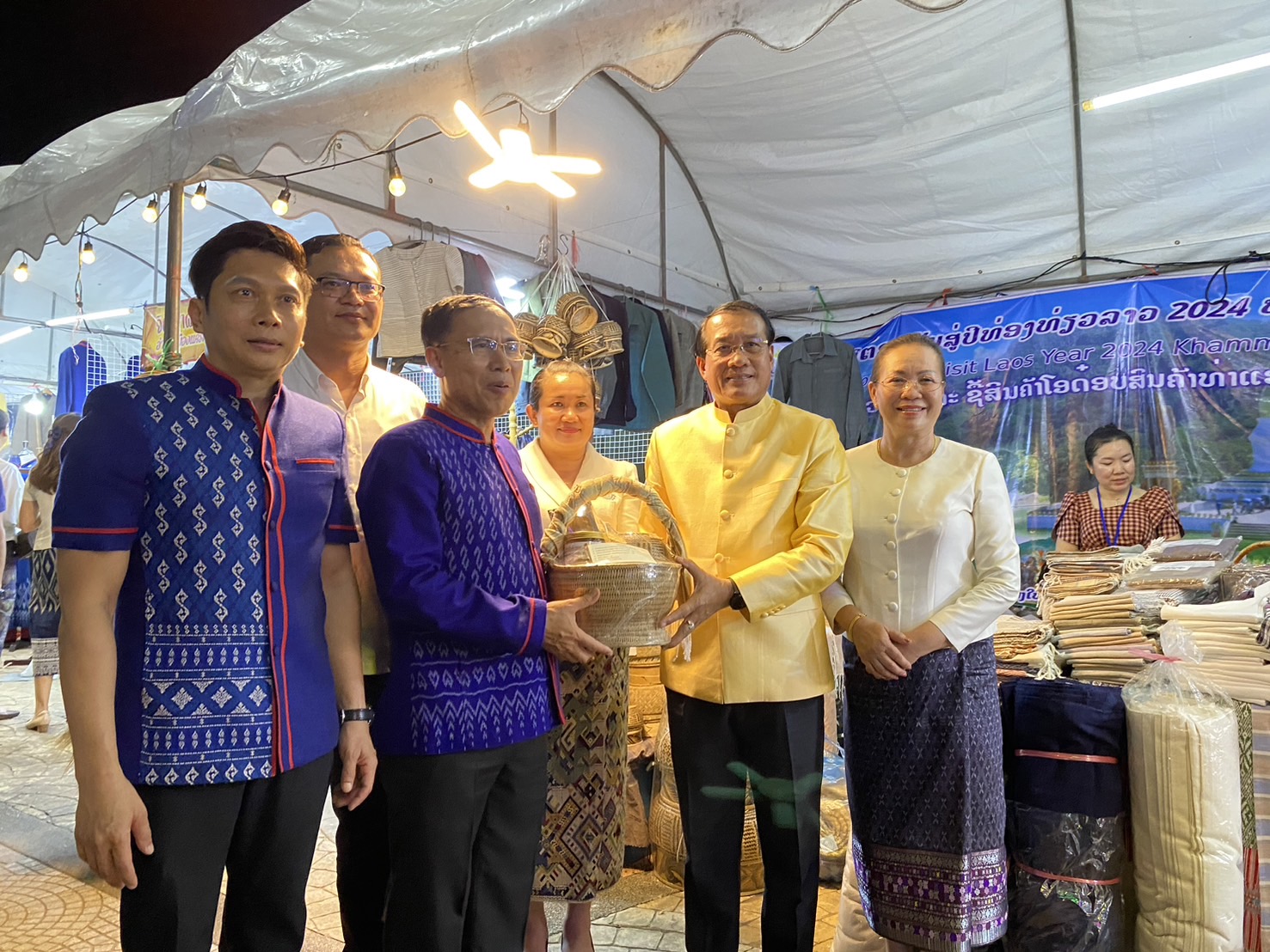 OTOP นครพนม   ร่วมจำหน่ายในงานบวงสรวงพญาศรีสัตตนาคราช ประจำปี 2567 รวม 7 วัน 7 คืน