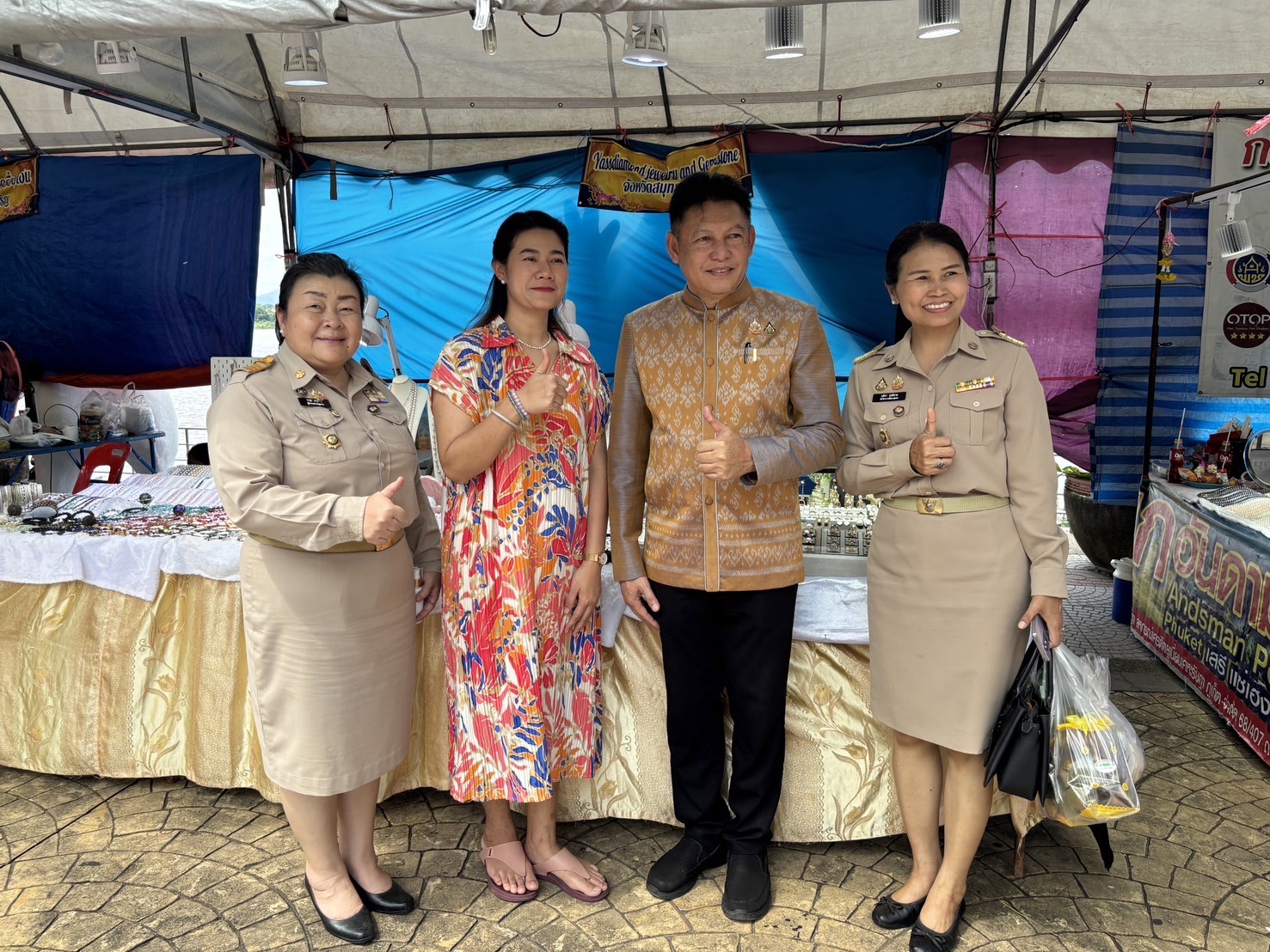 OTOP นครพนม   ร่วมจำหน่ายในงานบวงสรวงพญาศรีสัตตนาคราช ประจำปี 2567