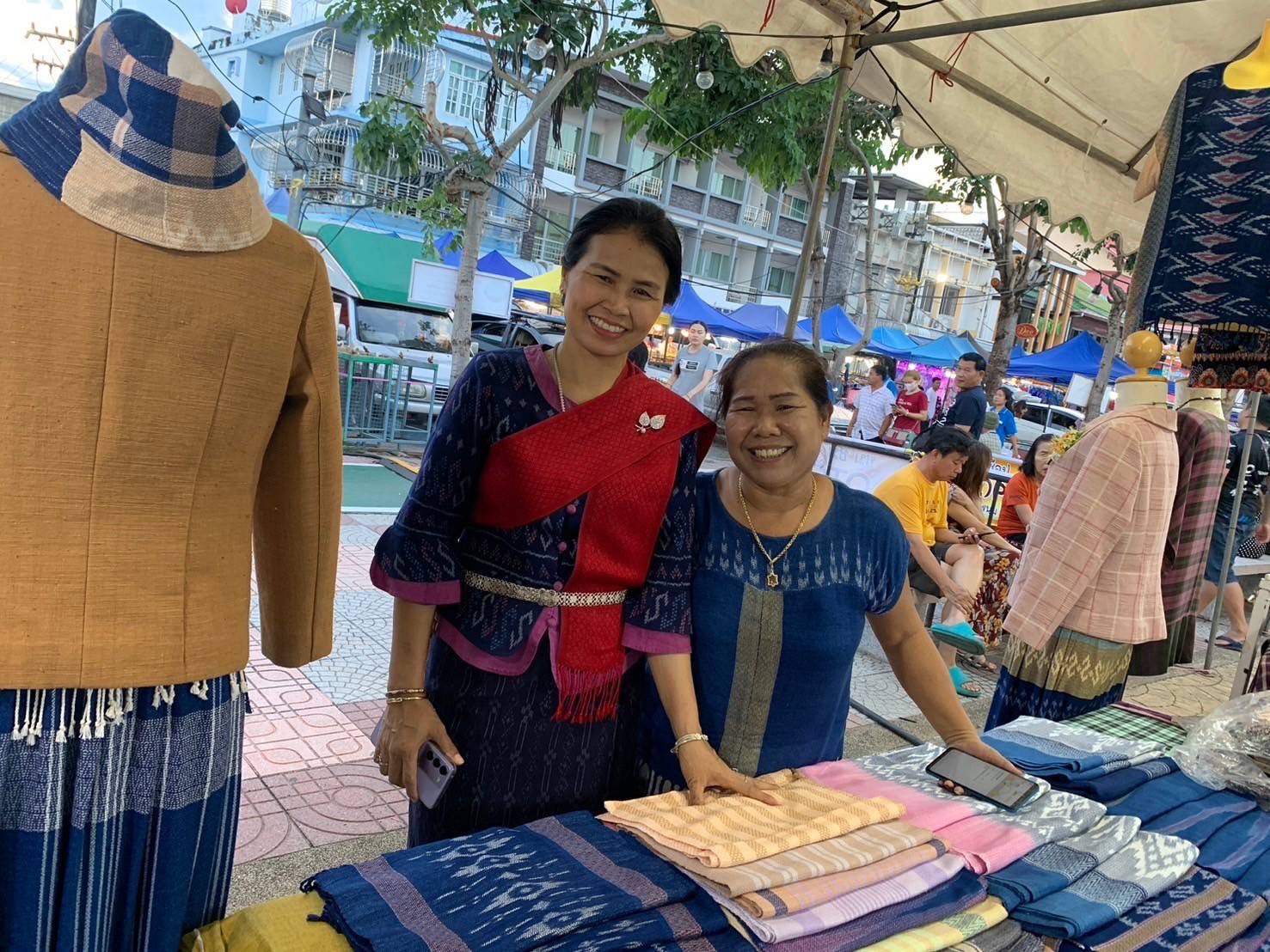 OTOP นครพนม   ร่วมจำหน่ายในงานบวงสรวงพญาศรีสัตตนาคราช ประจำปี 2567