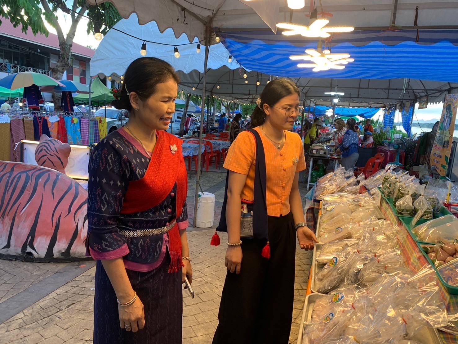 OTOP นครพนม   ร่วมจำหน่ายในงานบวงสรวงพญาศรีสัตตนาคราช ประจำปี 2567