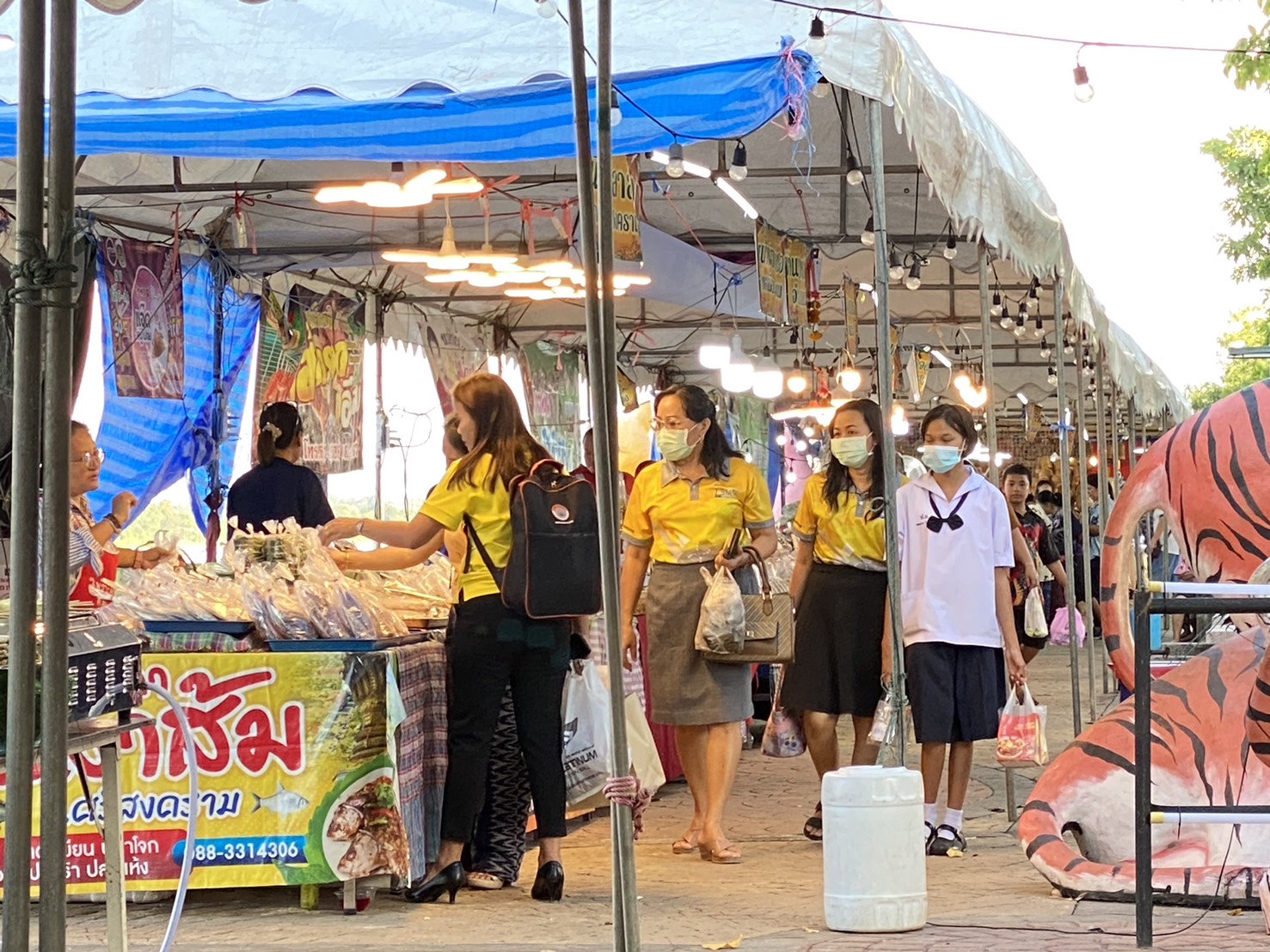 OTOP นครพนม   ร่วมจำหน่ายในงานบวงสรวงพญาศรีสัตตนาคราช ประจำปี 2567