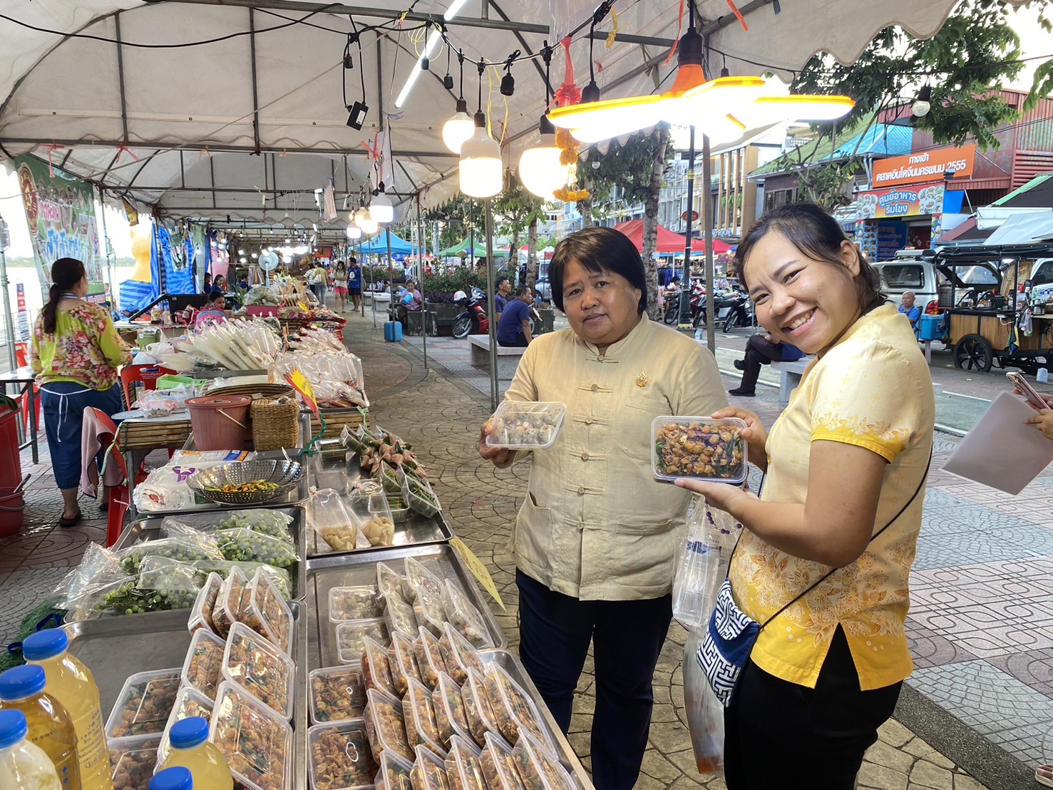 OTOP นครพนม   ร่วมจำหน่ายในงานบวงสรวงพญาศรีสัตตนาคราช ประจำปี 2567
