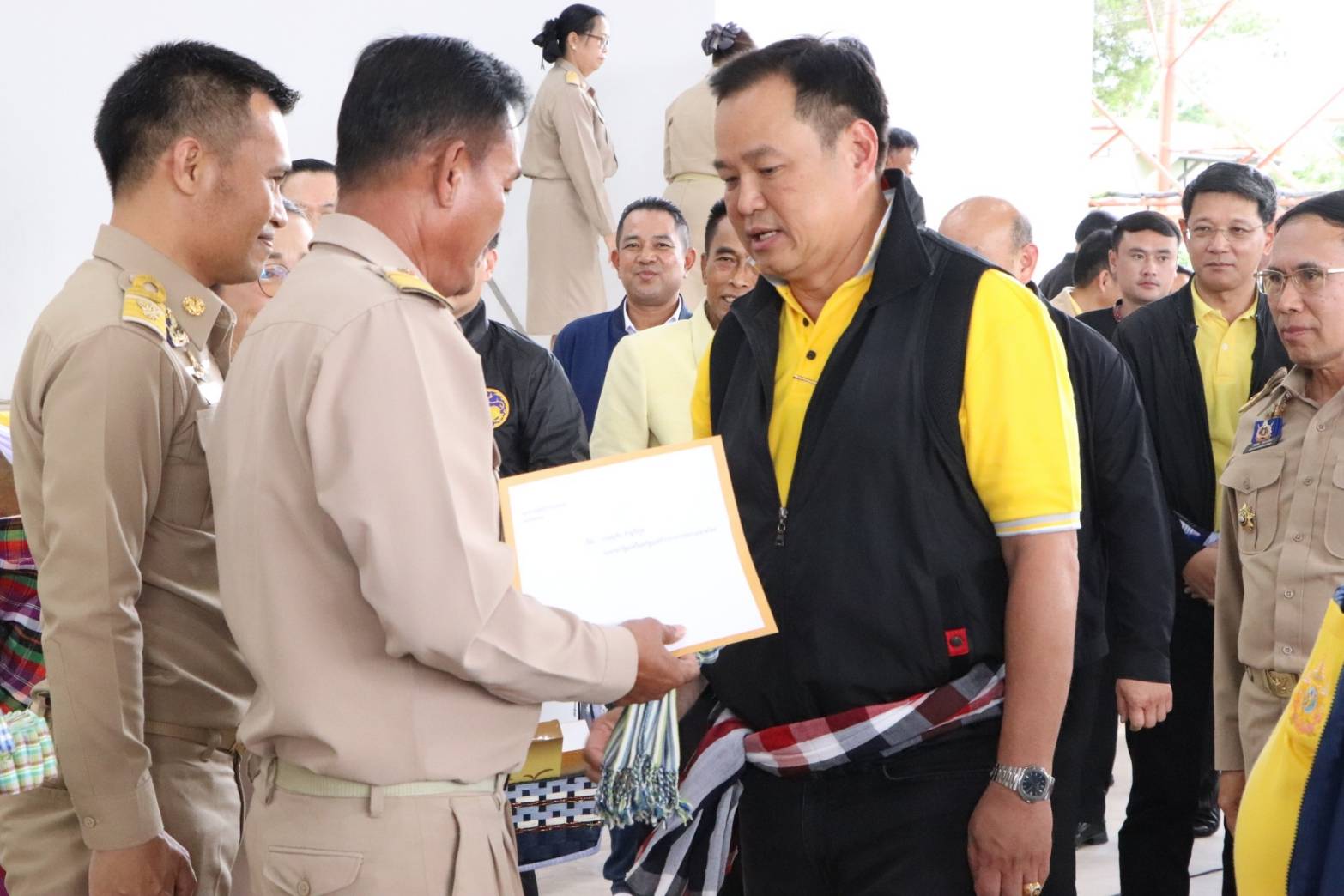 รองนายกฯ และรัฐมนตรีว่าการกระทรวงมหาดไทย   ลงพื้นที่ติดตามผลการขับเคลื่อนภารกิจของกระทรวงมหาดไทยและมอบนโยบาย “บำบัดทุกข์ บำรุงสุข” พื้นที่จังหวัดนครพนม