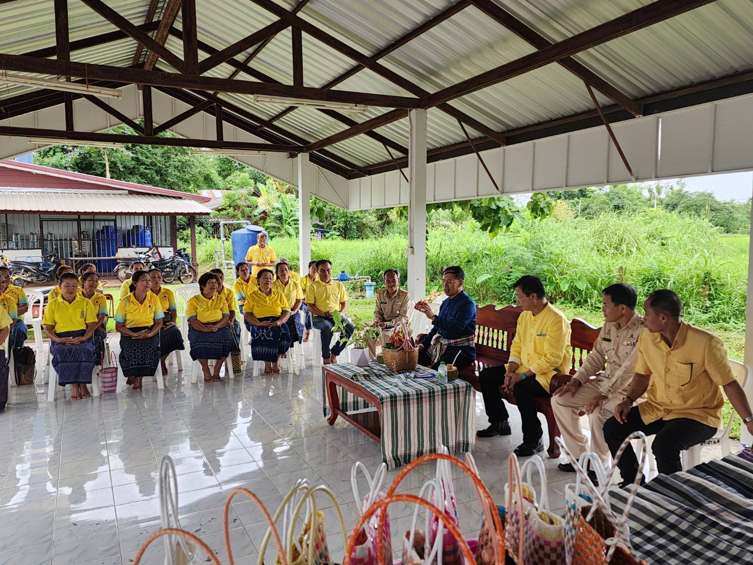 ผู้ว่าฯ นครพนม   ลงพื้นที่ตรวจติดตามการขับเคลื่อนนโยบายสำคัญของรัฐบาลและกระทรวงมหาดไทย พื้นที่อำเภอนาทม