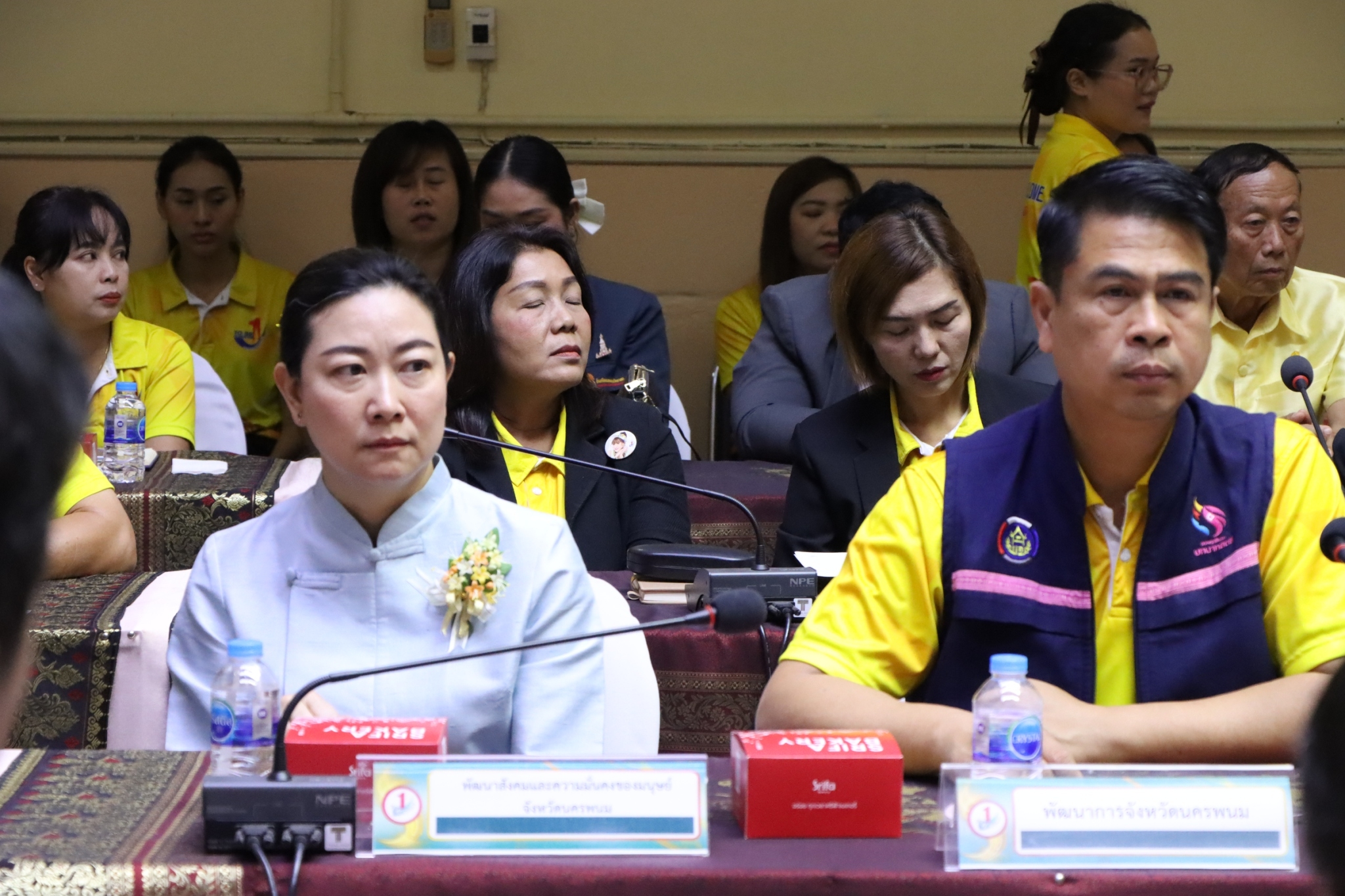 พช.นครพนม   ร่วมประชุมถอดบทเรียน แลกเปลี่ยนเรียนรู้ การดำเนินงานโครงการ TO BE NUMBER ONE จังหวัดนครพนม พร้อมรับมอบเกียรติบัตรหน่วยงานที่ให้การสนับสนุนการดำเนินโครงการมาอย่างต่อเนื่อง