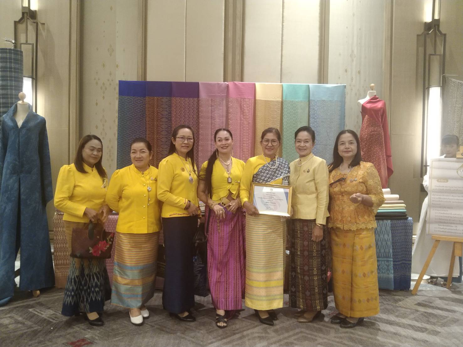 พช.นครพนม   ร่วมการประชุมโครงการพัฒนาศักยภาพคณะกรรมการพัฒนาสตรีภาคตะวันออกเฉียงเหนือ