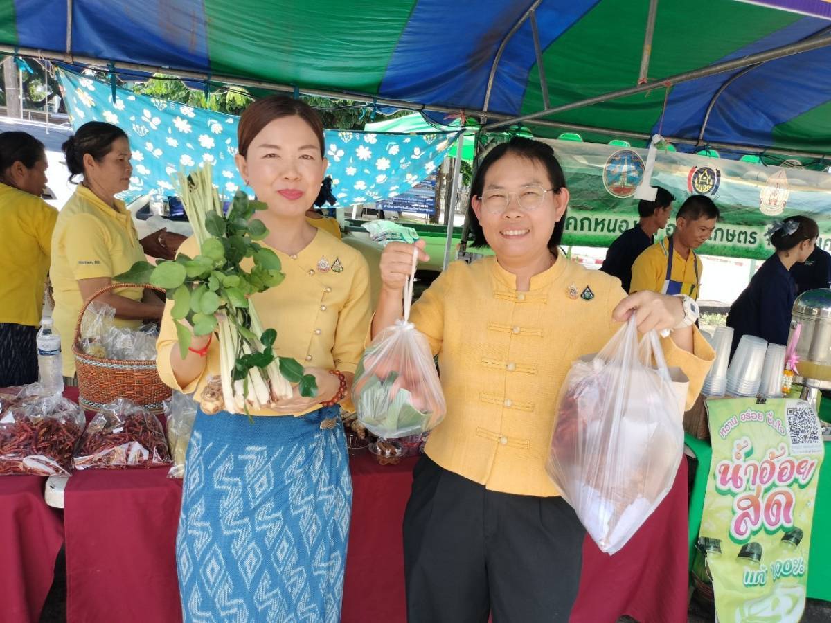 นครพนม   ส่งเสริมการสร้างรายได้จากกิจการอาหารปลอดภัย