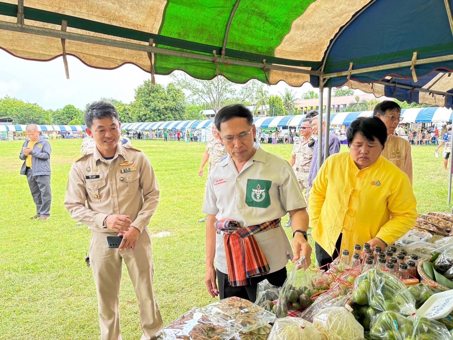 พช.นครพนม   ร่วมโครงการจังหวัดเคลื่อนที่แบบบูรณาการ “หน่วยบำบัดทุกข์ บำรุงสุข สร้างรอยยิ้มให้ประชาชนจังหวัดนครพนม” ประจำปีงบประมาณ พ.ศ. 2567 พื้นที่อำเภอธาตุพนม