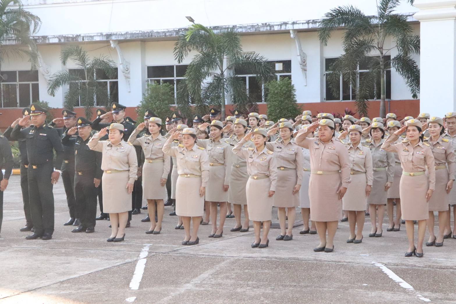 พช.นครพนม   ร่วมกิจกรรมวันพระราชทานธงชาติไทย 28 กันยายน (Thai Nation Flag Day)
