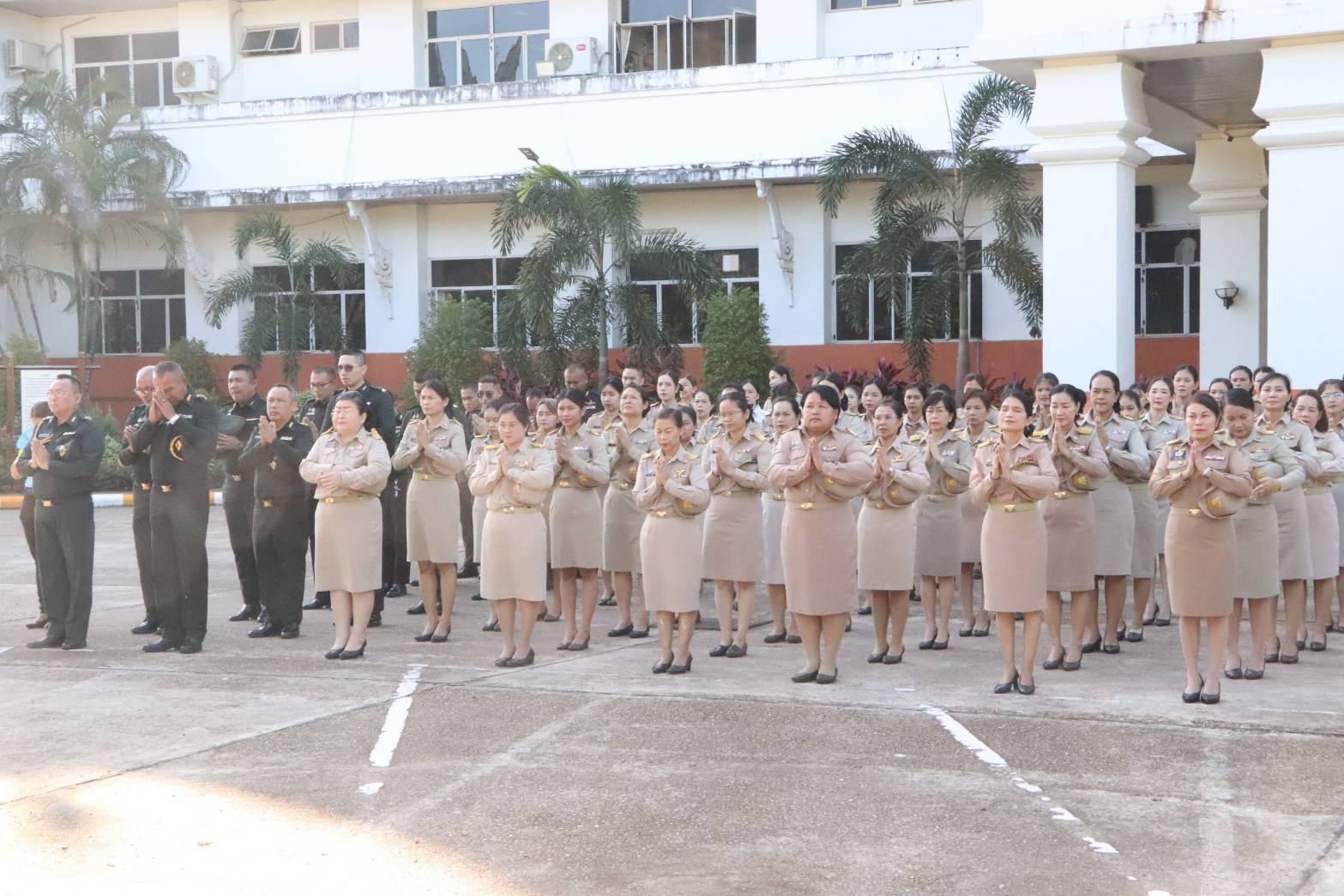 พช.นครพนม   ร่วมกิจกรรมวันพระราชทานธงชาติไทย 28 กันยายน (Thai Nation Flag Day)