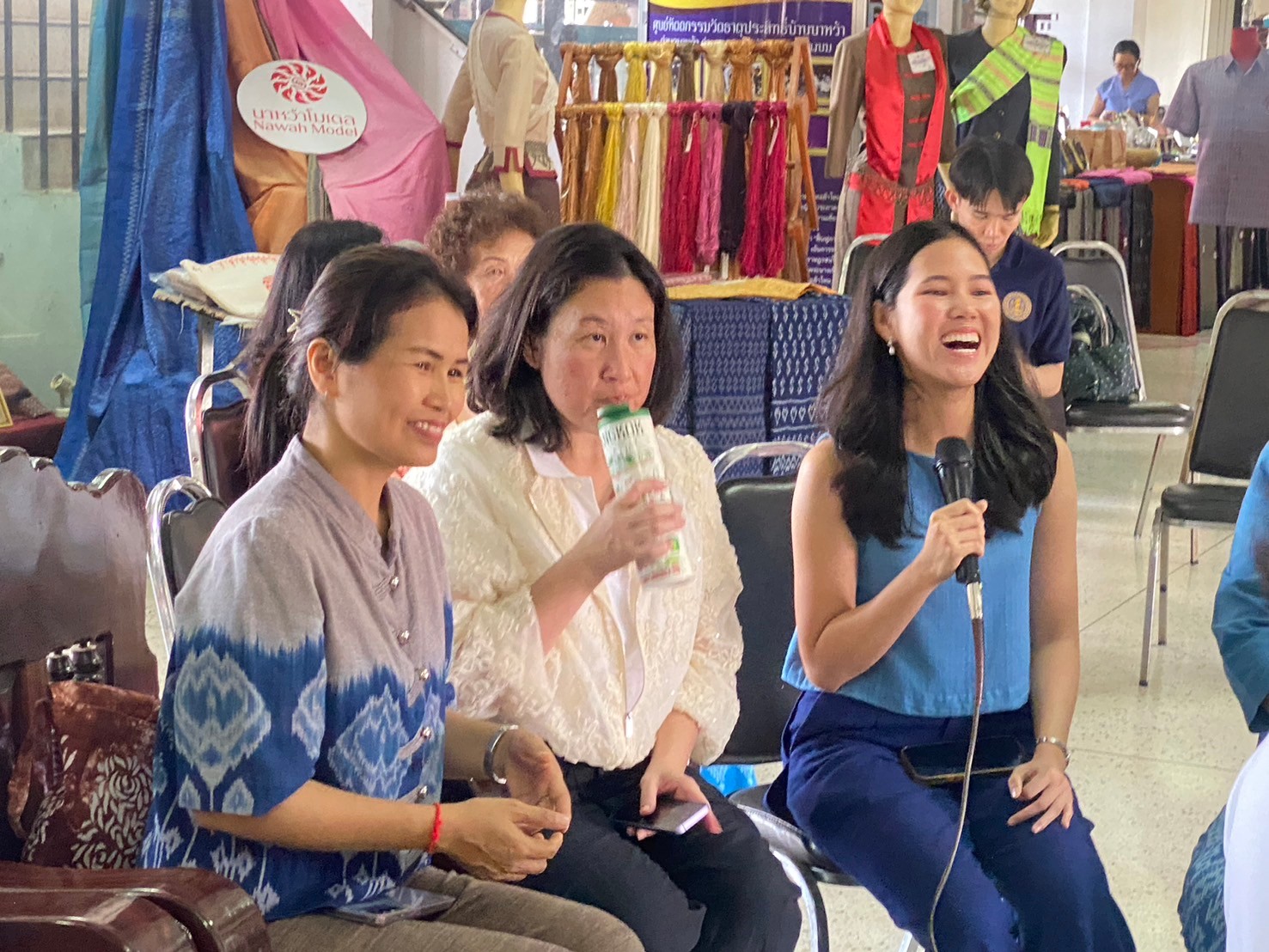 พช.นครพนม   สนับสนุนคณะนักวาดการ์ตูนมังงะจากประเทศญี่ปุ่นเข้าศึกษาดูงานกลุ่มนาหว้าโมเดล อำเภอนาหว้า จังหวัดนครพนม