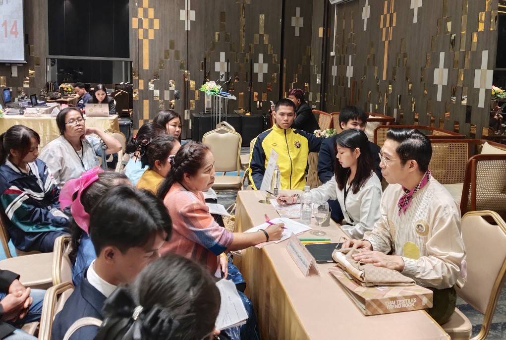 มหาดไทย   จัดประชุมเชิงปฏิบัติการ “เผยแพร่พระอัจฉริยภาพทางด้านการยกระดับและพัฒนามรดกภูมิปัญญาผ้าและงานหัตถกรรมไทย ตามพระดำริเจ้าฟ้าสิริวัณณวรีฯ” ครั้งที่ 6 ณ จังหวัดนครพนม มุ่งมั่น “สืบสาน รักษา และต่อยอด” ประยุกต์ใช้องค์ความรู้ภูมิปัญญาผ้าไทยและหัตถกรรมไทยเพื่อดำรงคงไว้ซึ่งความเป็นชาติไทยสืบไป