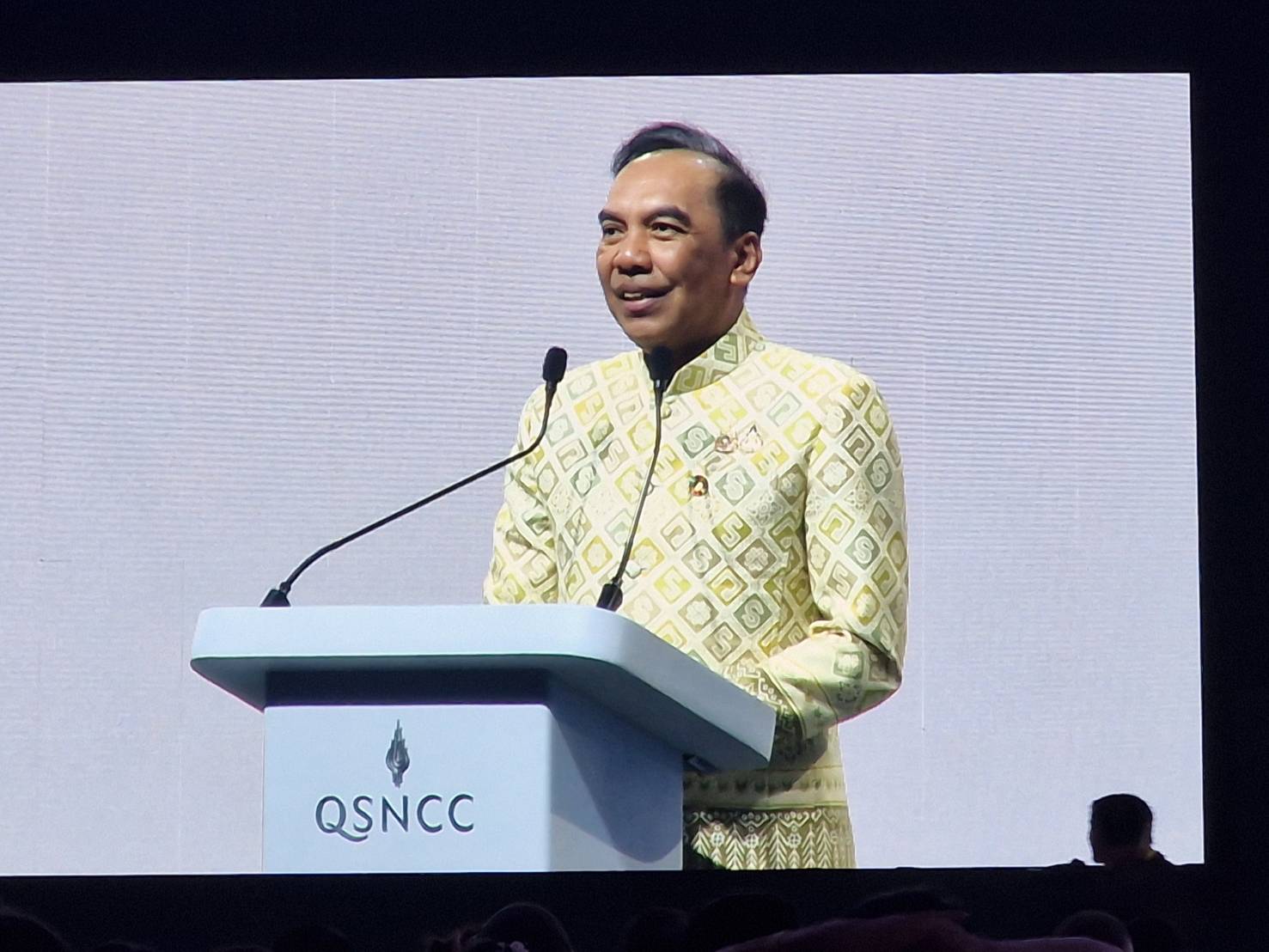 พช.นครพนม   ร่วมงานสัมมนาประจำปีคณะทำงานการพัฒนาเศรษฐกิจฐานราก