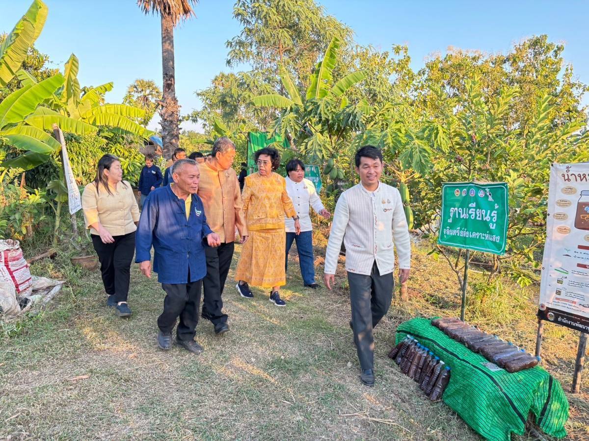 ปลัดกระทรวงมหาดไทย คนที่ 41   เติมเต็มพลังขับเคลื่อนศูนย์เรัยนรู้ทฤษฎีใหม่ ประยุกต์สู่ “โคก หนอง นา” พื้นที่จังหวัดนครพนม