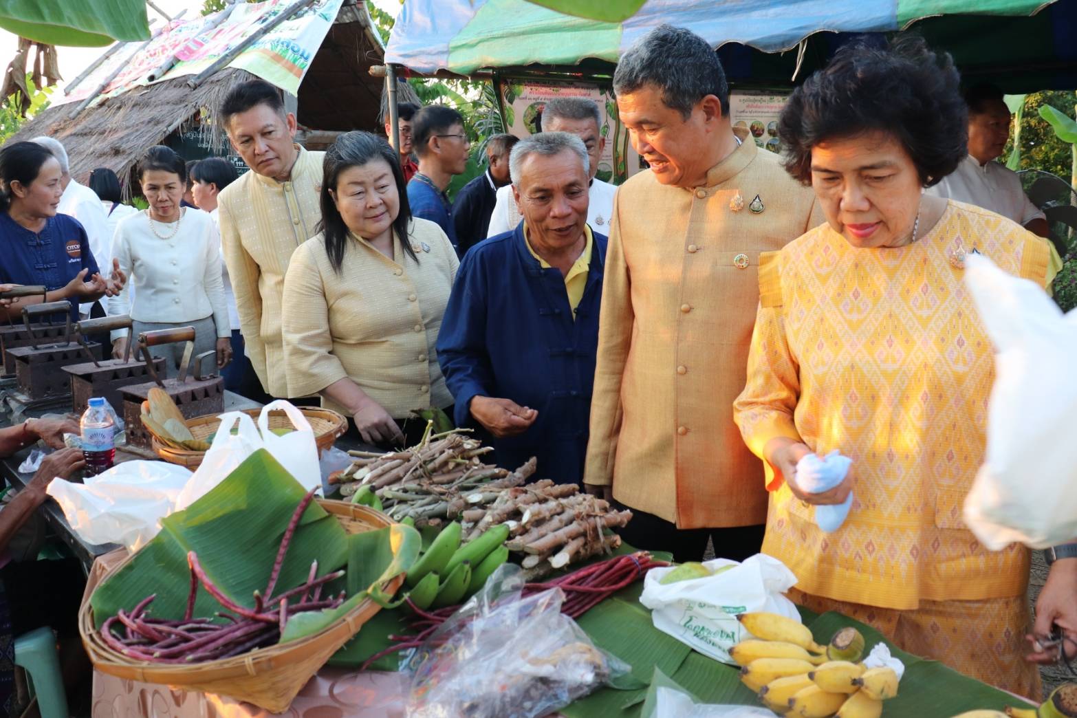 ปลัดกระทรวงมหาดไทย คนที่ 41   เติมเต็มพลังขับเคลื่อนศูนย์เรัยนรู้ทฤษฎีใหม่ ประยุกต์สู่ “โคก หนอง นา” พื้นที่จังหวัดนครพนม
