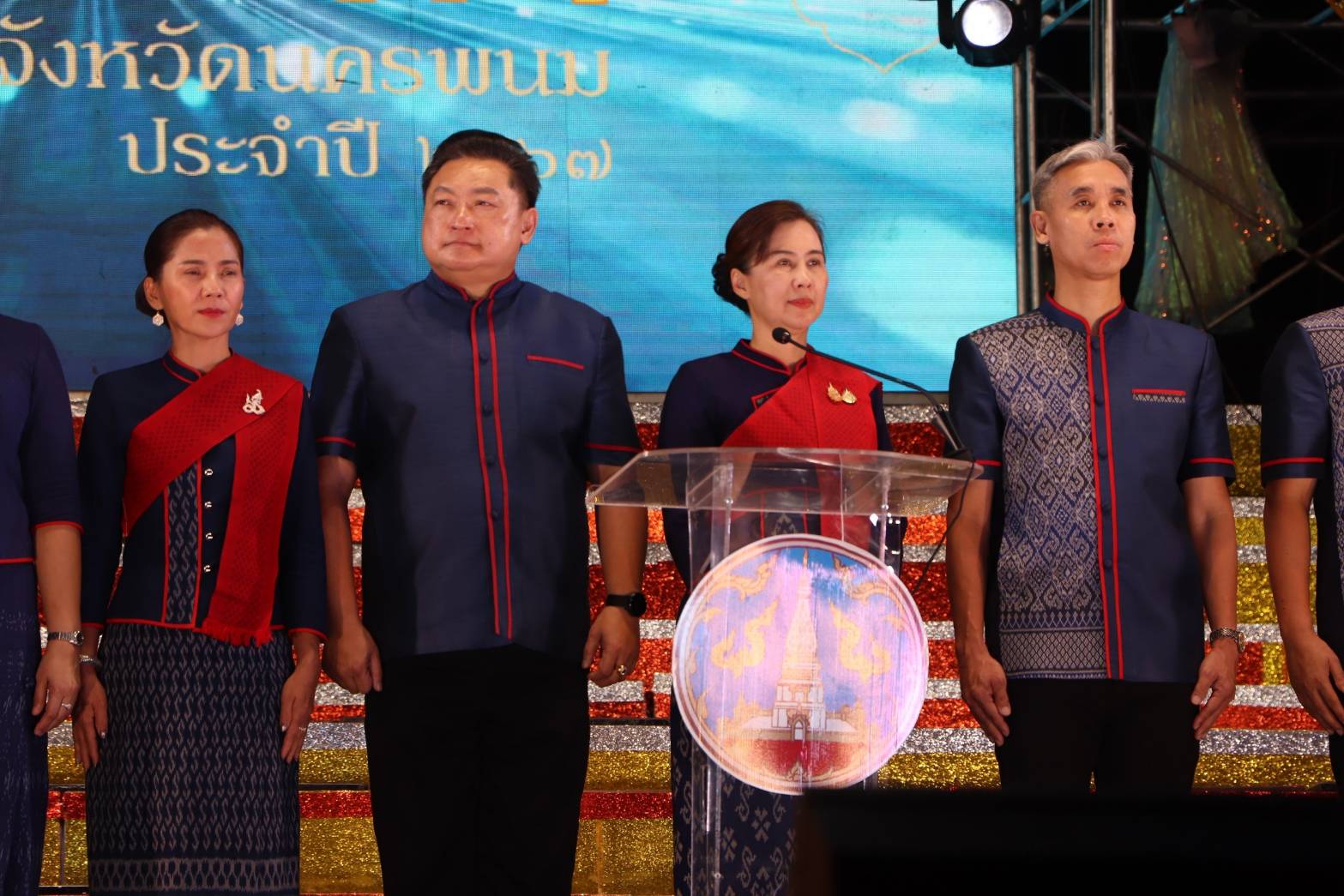นครพนม   เปิดงานประเพณีไหลเรือไฟและงานกาชาดจังหวัดนครพนม ประจำปี 2567 สุดอลังการ