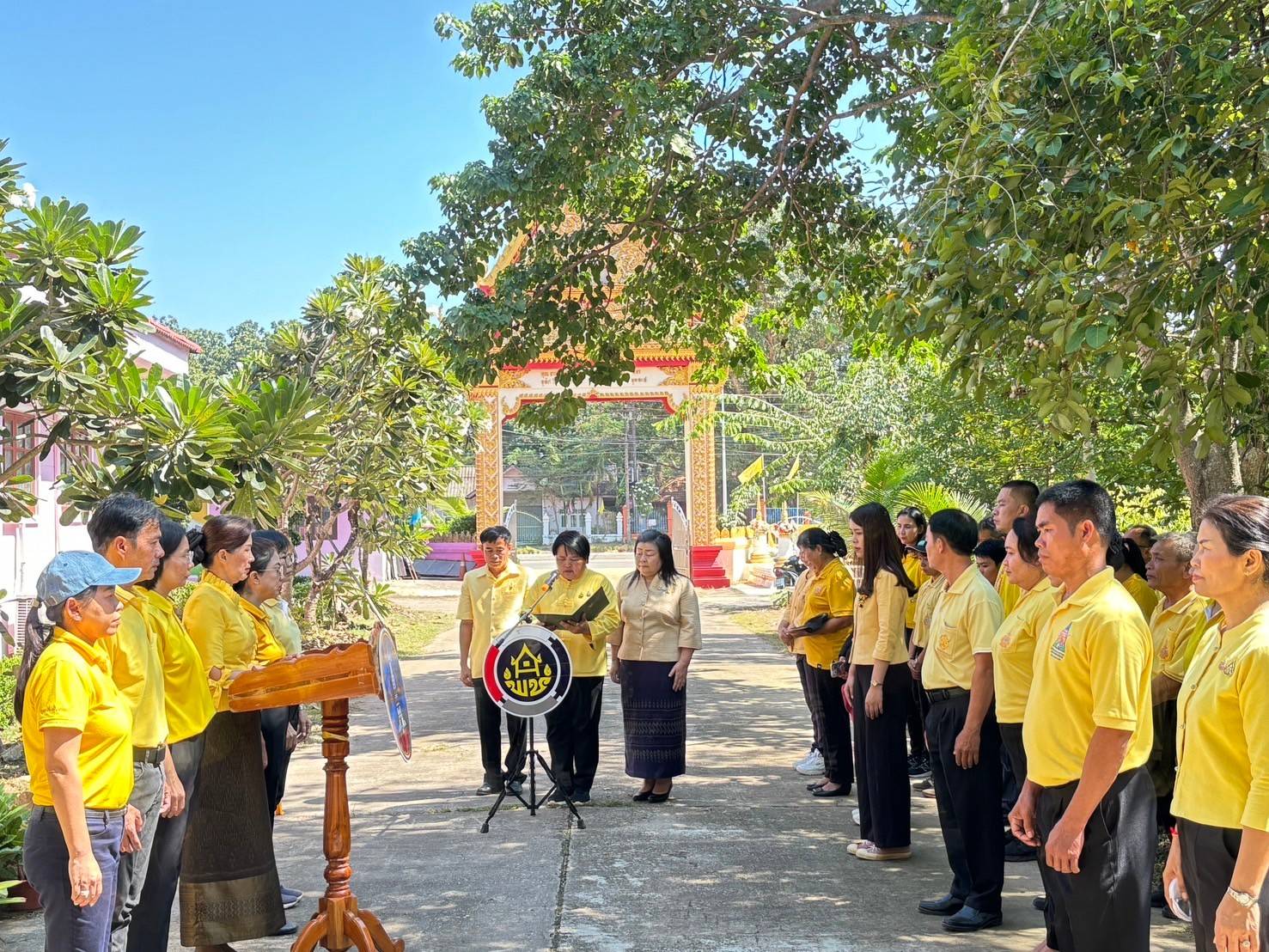 นครพนม   จัดกิจกรรมวัด ประชา รัฐ สร้างสุข เพื่อเทิดพระเกียรติและถวายเป็นพระราชกุศลพระบาทสมเด็จพระบรมชนกาธิเบศร มหาภูมิพลอดุลยเดชมหาราช บรมนาถบพิตร เนื่องในวันนวมินทรมหาราช