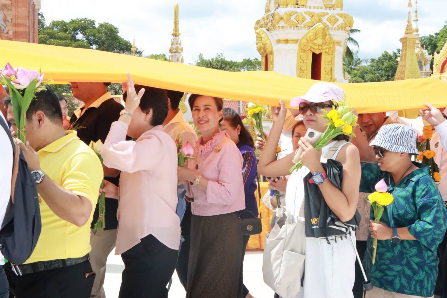 อธิบดีกรมการพัฒนาชุมชน   ร่วมลงพื้นที่ติดตามการพัฒนาคุณภาพชีวิตประชาชน เติมเต็มศักยภาพท่องเที่ยวและวัฒนธรรมที่เข้มแข็ง พื้นที่จังหวัดนครพนม