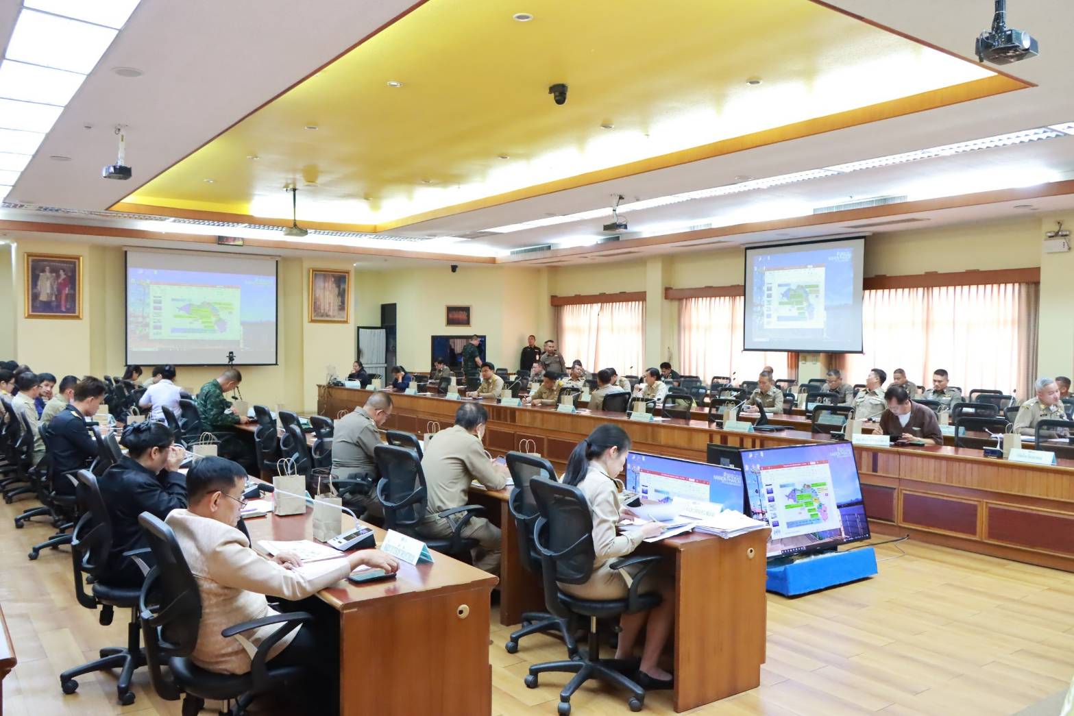 พช.นครพนม   ร่วมประชุม ศอ.ปส.จ. ขับเคลื่อนการป้องกันและปราบปรามยาเสพติด