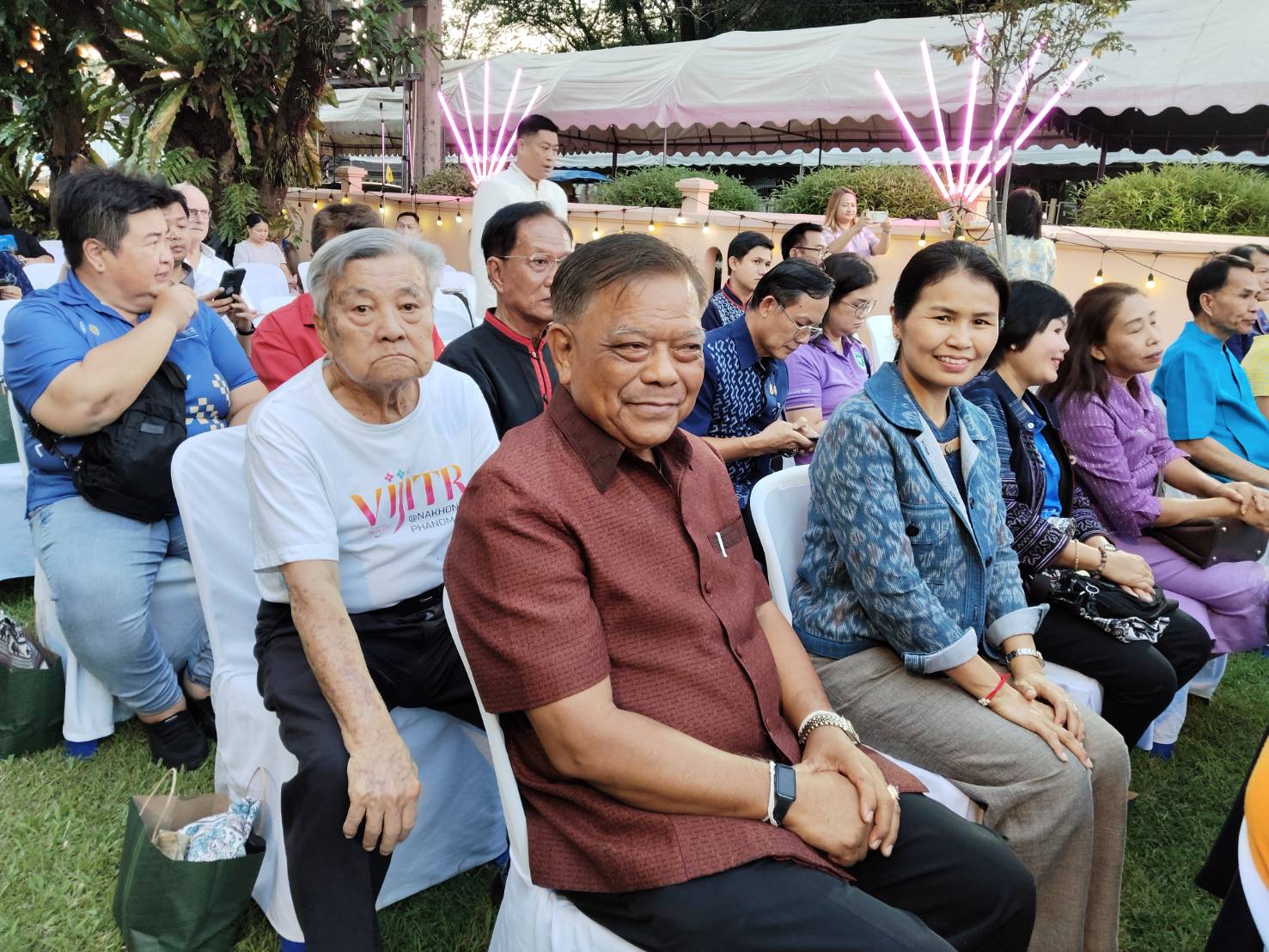 พช.นครพนม   ร่วมเปิดเทศกาลท่องเที่ยวออกพรรษา ประจำปี 2567