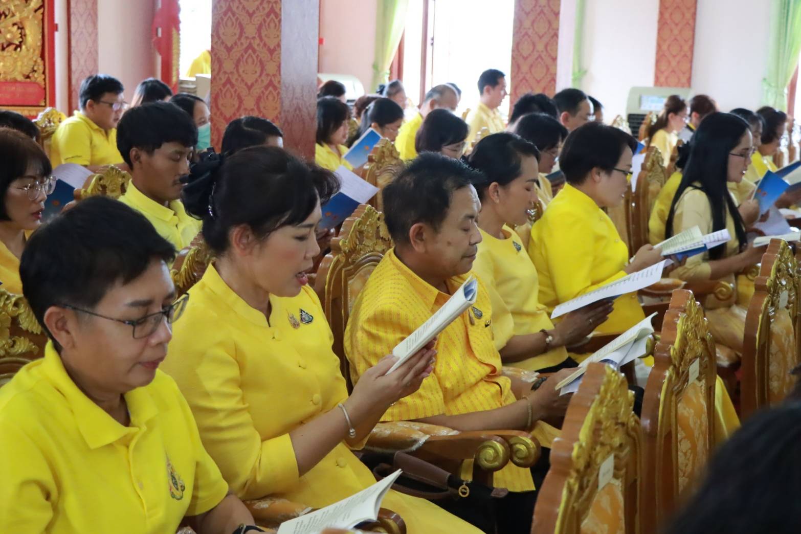 พช.นครพนม   ร่วมพิธีเจริญพระพุทธมนต์เฉลิมพระเกียรติ ถวายพระพรชัยมงคล แด่พระบาทสมเด็จพระเจ้าอยู่หัว เนื่องในโอกาสวันเฉลิมพระชนมพรรษา 6 รอบ 28 กรกฎาคม 2567