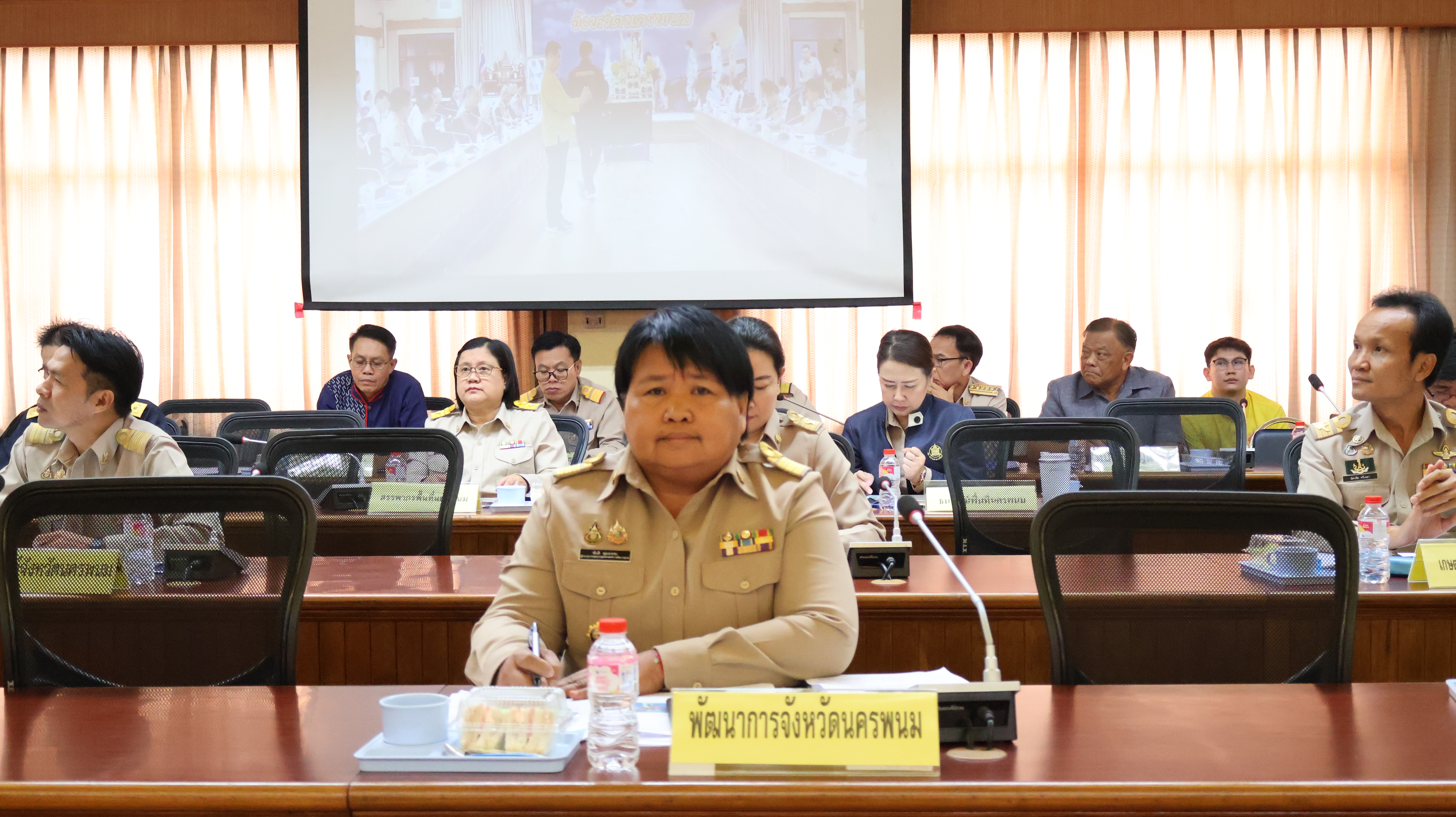 พช.นครพนม   ร่วมประชุมคณะกรมการจังหวัดนครพนม ครั้งที่ 10/2567 ประจำเดือนตุลาคม 2567