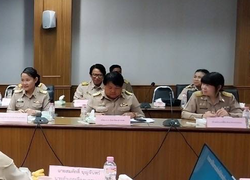 พช.นครพนม   ร่วมประชุมผู้ว่าราชการจังหวัด รองผู้ว่าฯ หัวหน้าส่วนมหาดไทย นายอำเภอ ขับเคลื่อนการพัฒนา บำบัดทุกข์ บำรุงสุข ให้กับพี่น้องประชาชน