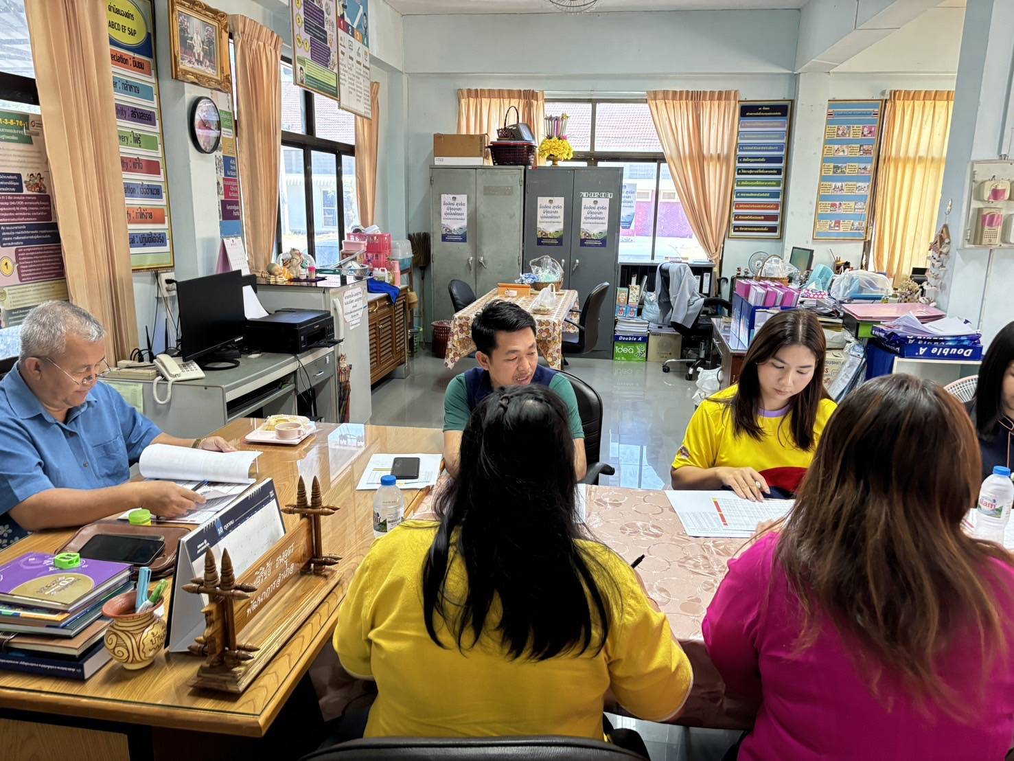 พช.นครพนม ติดตามสนับสนุนการดำเนินงานบริหารจัดการหนี้กองทุนพัฒนาบทบาทสตรี อำเภอธาตุพนม