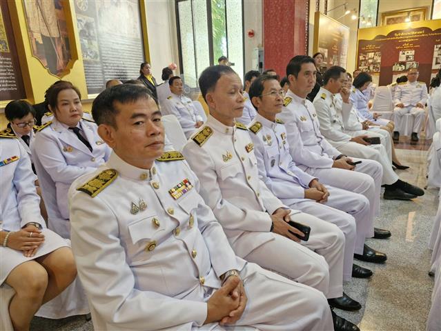 พช.นครพนม ร่วมพิธีวางพานพุ่มดอกไม้สด ถวายสักการะน้อมรำลึกในพระมหากรุณาธิคุณพระบาทสมเด็จพระบรมชนกาธิเบศร มหาภูมิพลอดุลยเดชมหาราช บรมนาถบพิตร เนื่องใน “วันพระบิดาแห่งฝนหลวง” ประจำปี 2567