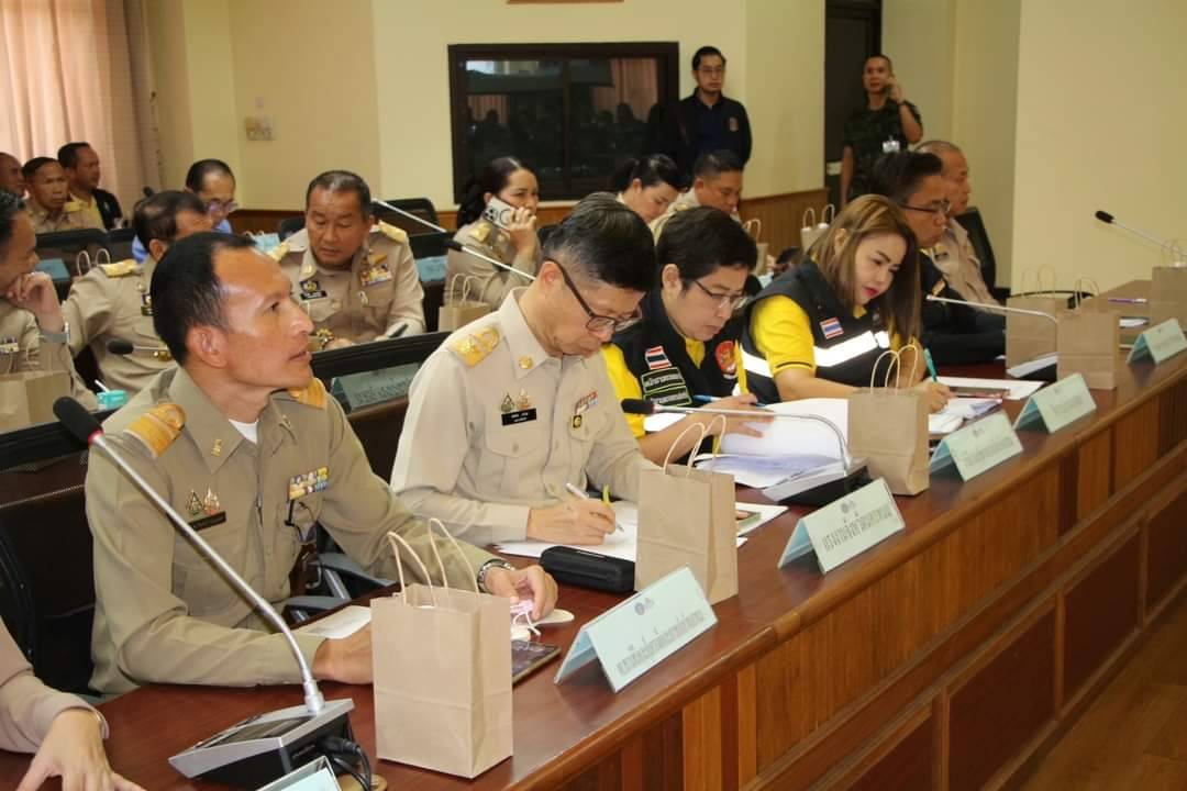 พช.นครพนม ร่วมประชุมขับเคลื่อน “นครพนมโมเดล” ป้องกันและแก้ไขปัญหายาเสพติด เพื่อให้ประชาชนมีความสุขที่สุด