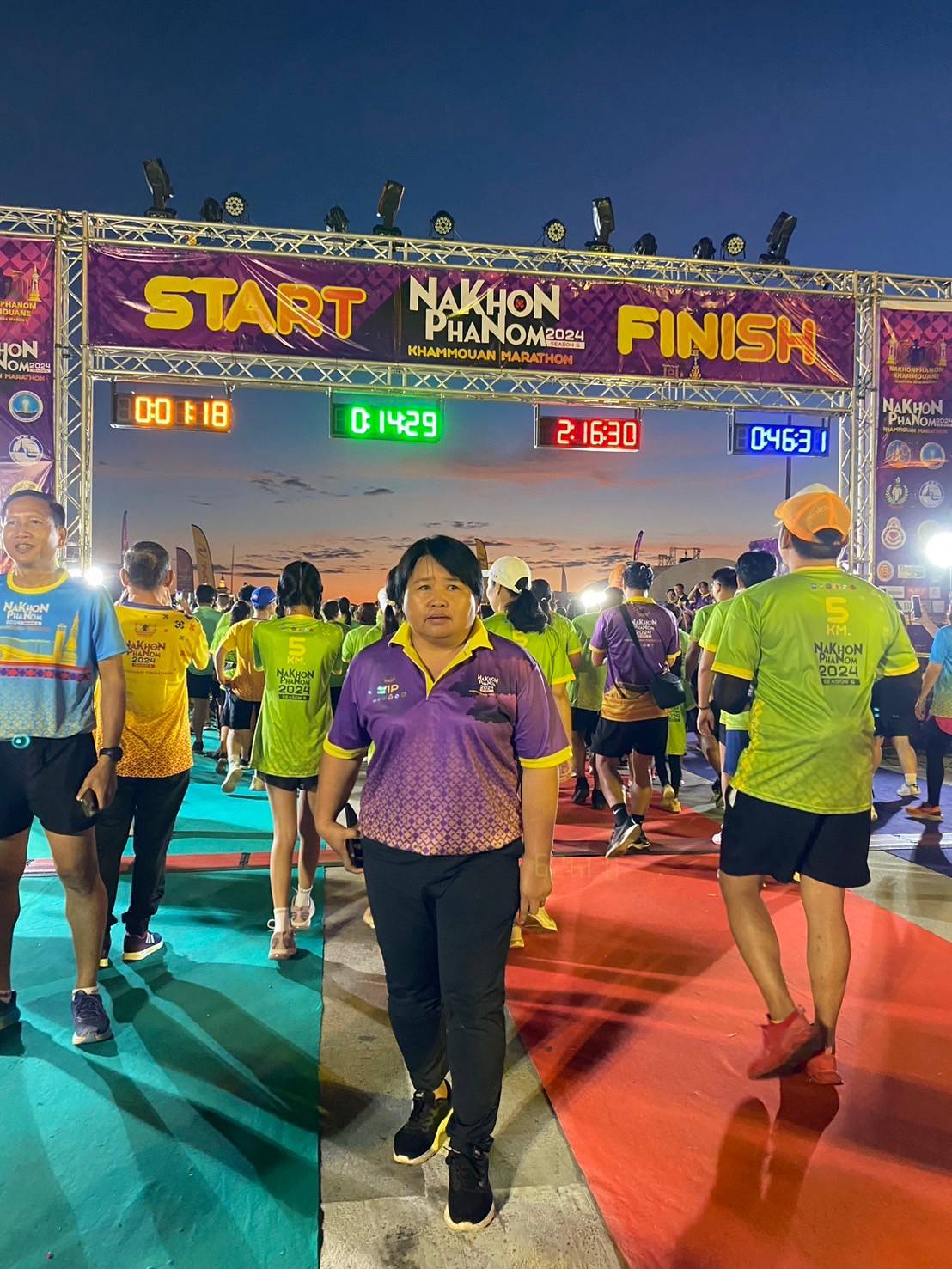 พช.นครพนม ร่วมการแข่งขันเดิน – วิ่ง ข้ามโขง “นครพนม – คำม่วน มาราธอน 2567” ครั้งที่ 6 (Nakhonphanom – Khammouan Marathon 2024) Season 6