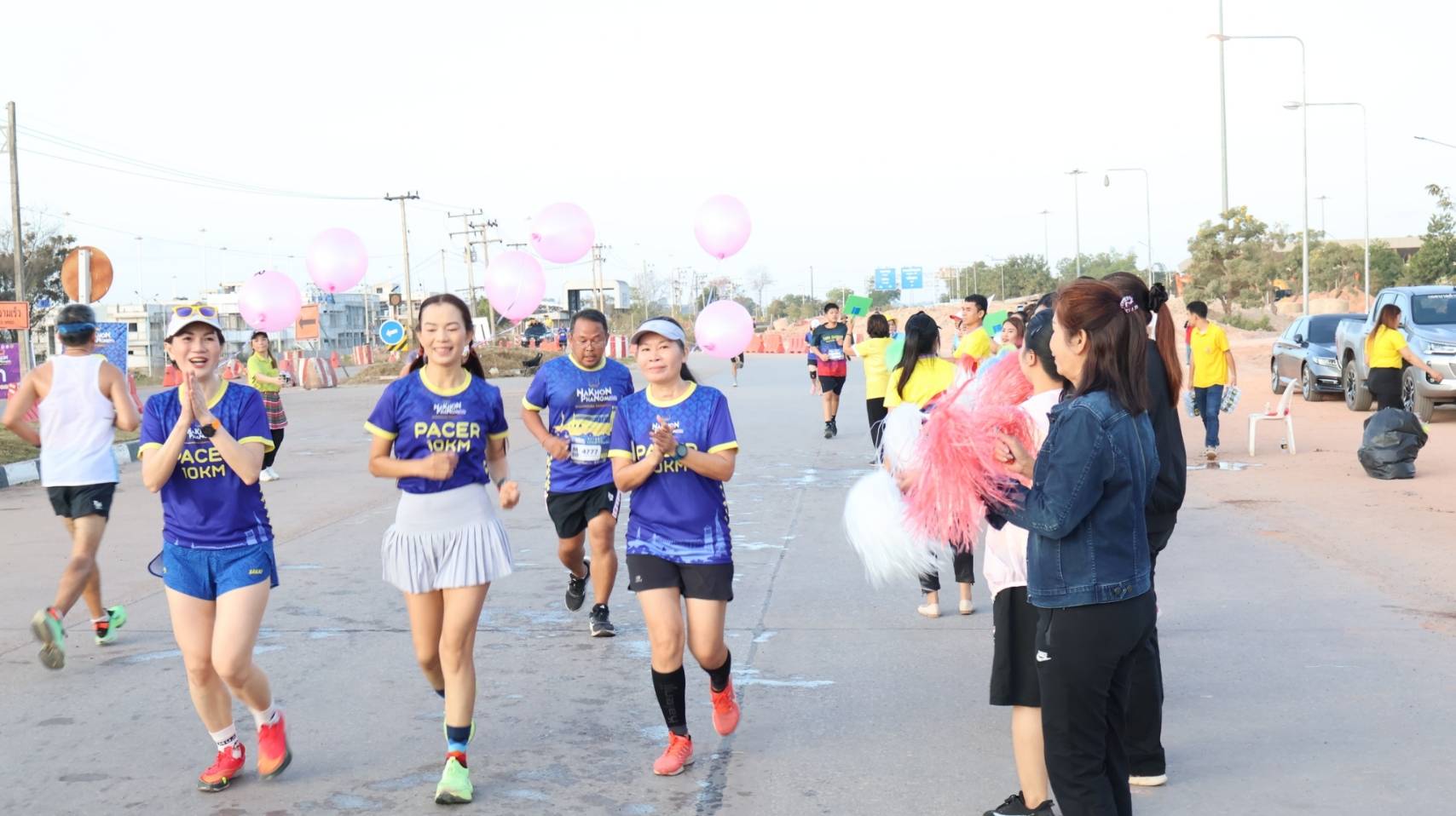 พช.นครพนม ร่วมการแข่งขันเดิน – วิ่ง ข้ามโขง “นครพนม – คำม่วน มาราธอน 2567” ครั้งที่ 6 (Nakhonphanom – Khammouan Marathon 2024) Season 6