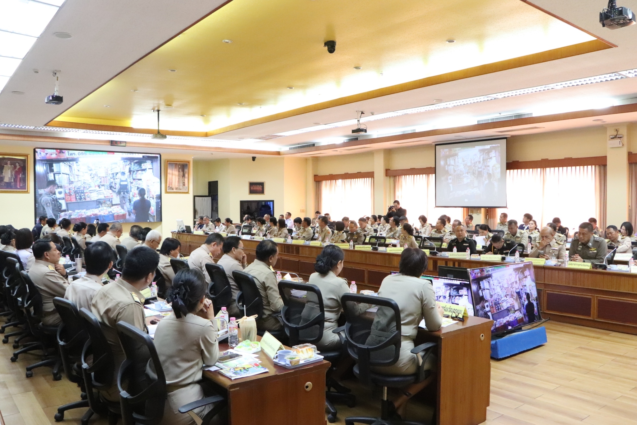พช.นครพนม ร่วมประชุมคณะกรมการจังหวัดนครพนม ครั้งที่ 11/2567 ประจำเดือนพฤศจิกายน 2567