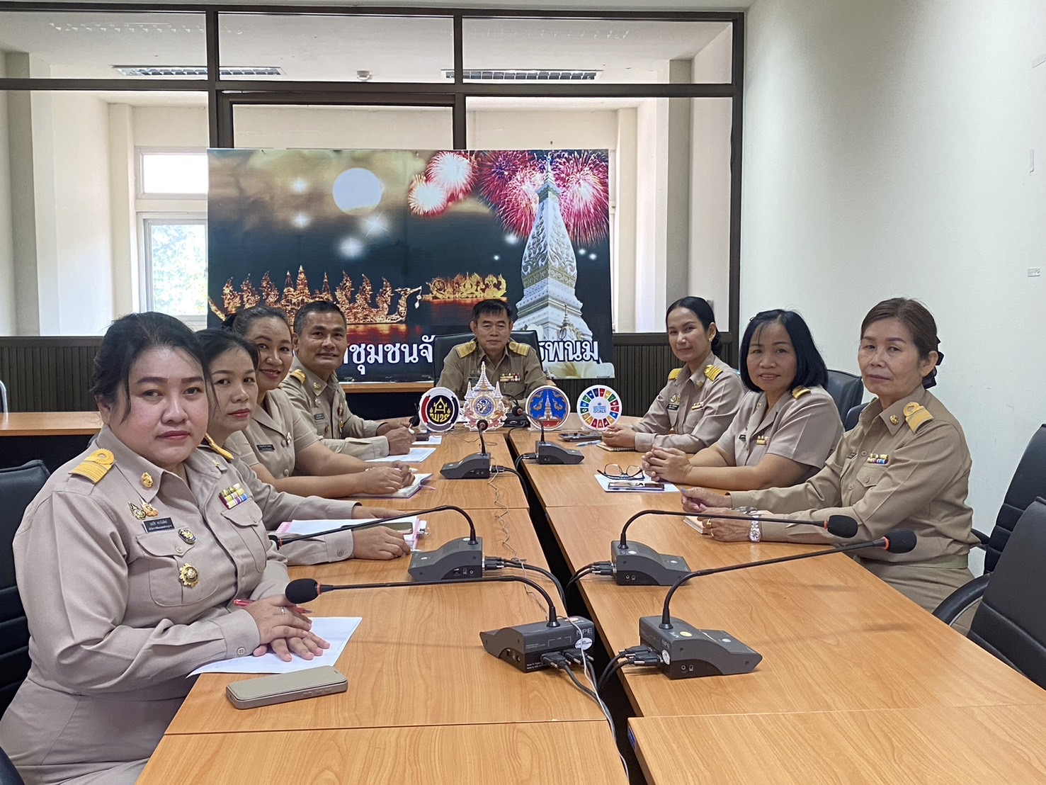 พช.นครพนม ร่วมประชุมตัวชี้วัดการประเมินผลการปฏิบัติราชการ กรมการพัฒนาชุมชน ประจำปีงบประมาณ พ.ศ. 2568 ผ่านระบบวีดีทัศน์ทางไกล (Video Conference)