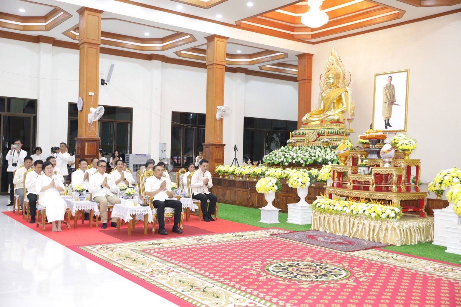 พช.นครพนม ร่วมพิธีสมโภชผ้าพระกฐินพระราชทานกรมการพัฒนาชุมชน ประจำปีพุทธศักราช 2567