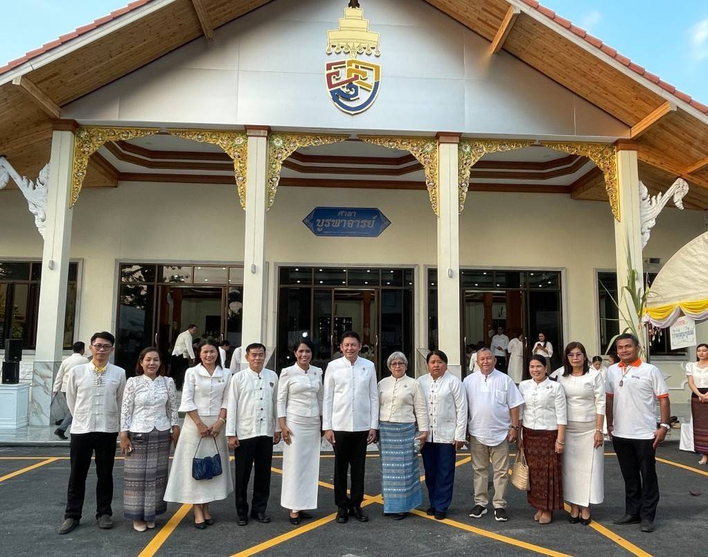 พช.นครพนม ร่วมพิธีสมโภชผ้าพระกฐินพระราชทานกรมการพัฒนาชุมชน ประจำปีพุทธศักราช 2567