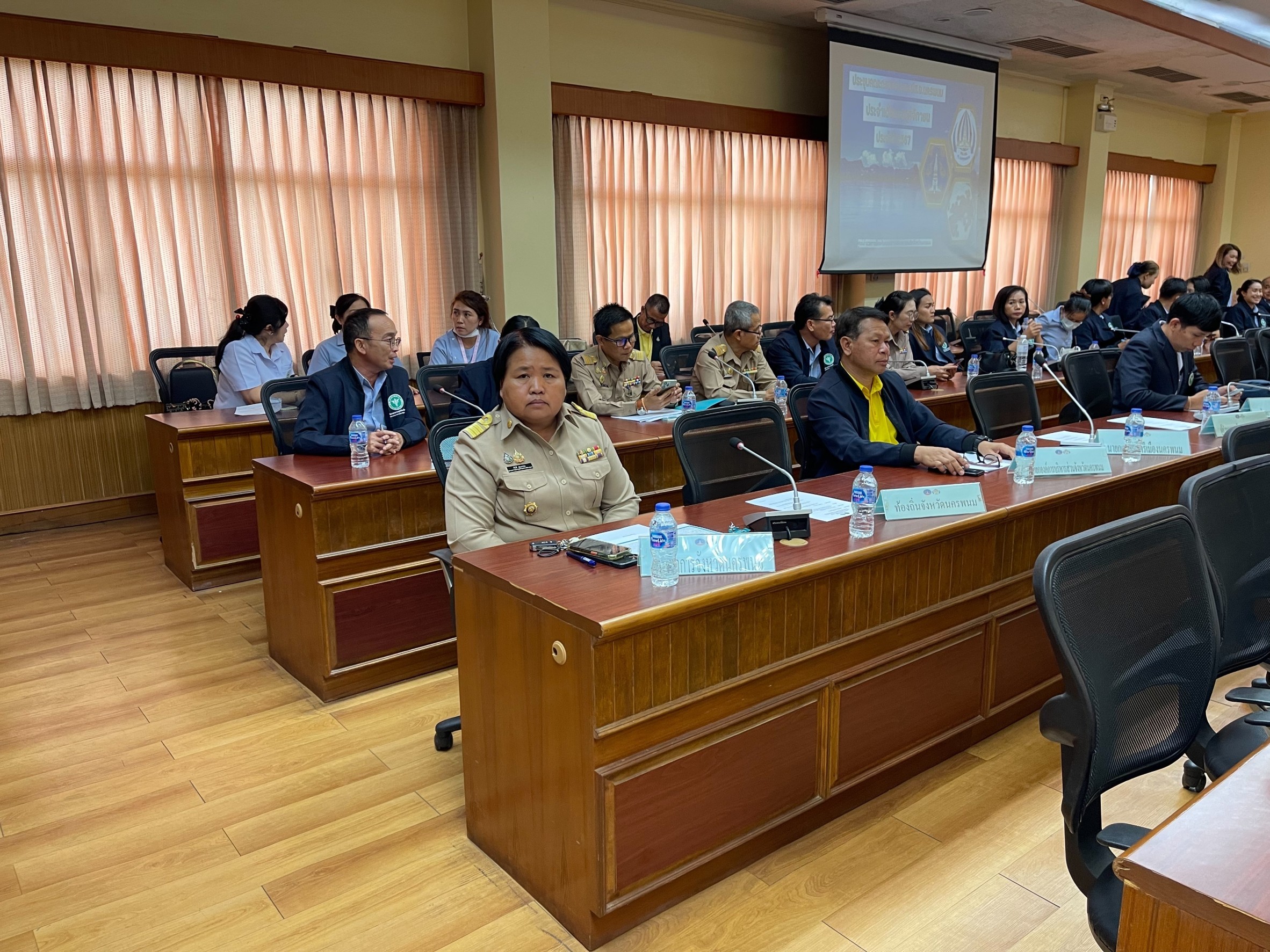 พช.นครพนม ร่วมประชุมคณะกรรมการศูนย์อำนวยการป้องกันและปราบปรามยาเสพติดจังหวัดนครพนม ประจำเดือนพฤศจิกายน 2567