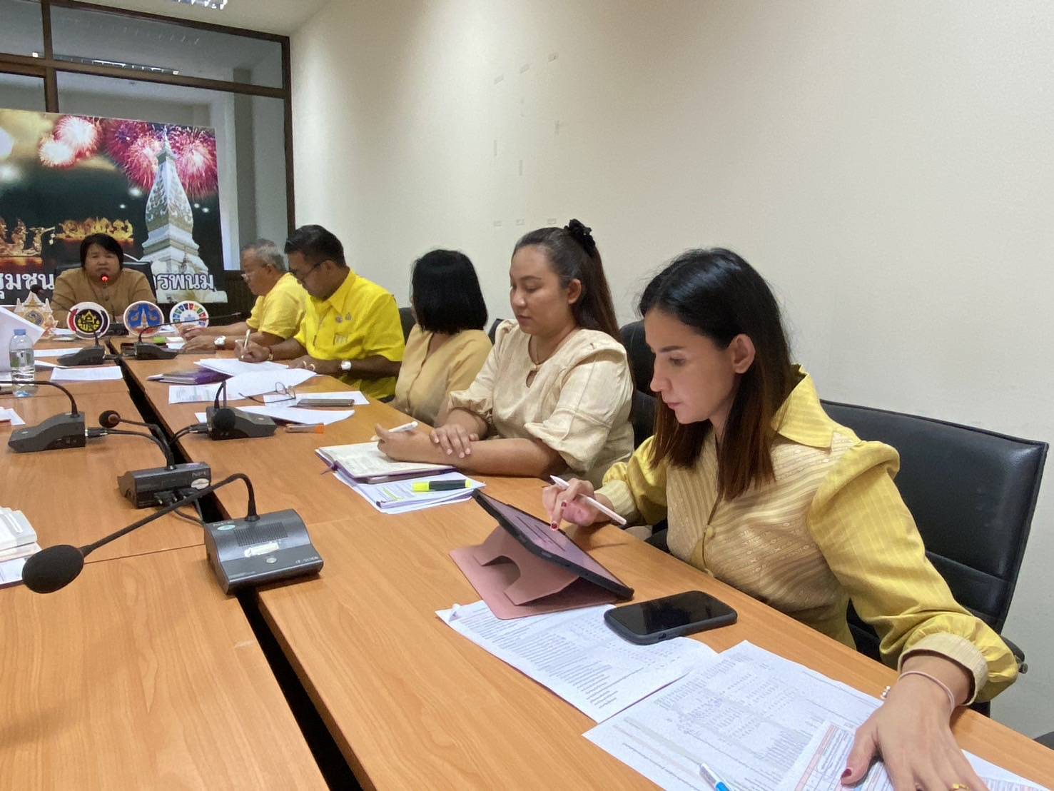 พช.นครพนม ประชุมขับเคลื่อนการดำเนินงานพัฒนาชุมชนจังหวัดนครพนม ประจำปีงบประมาณ 2568