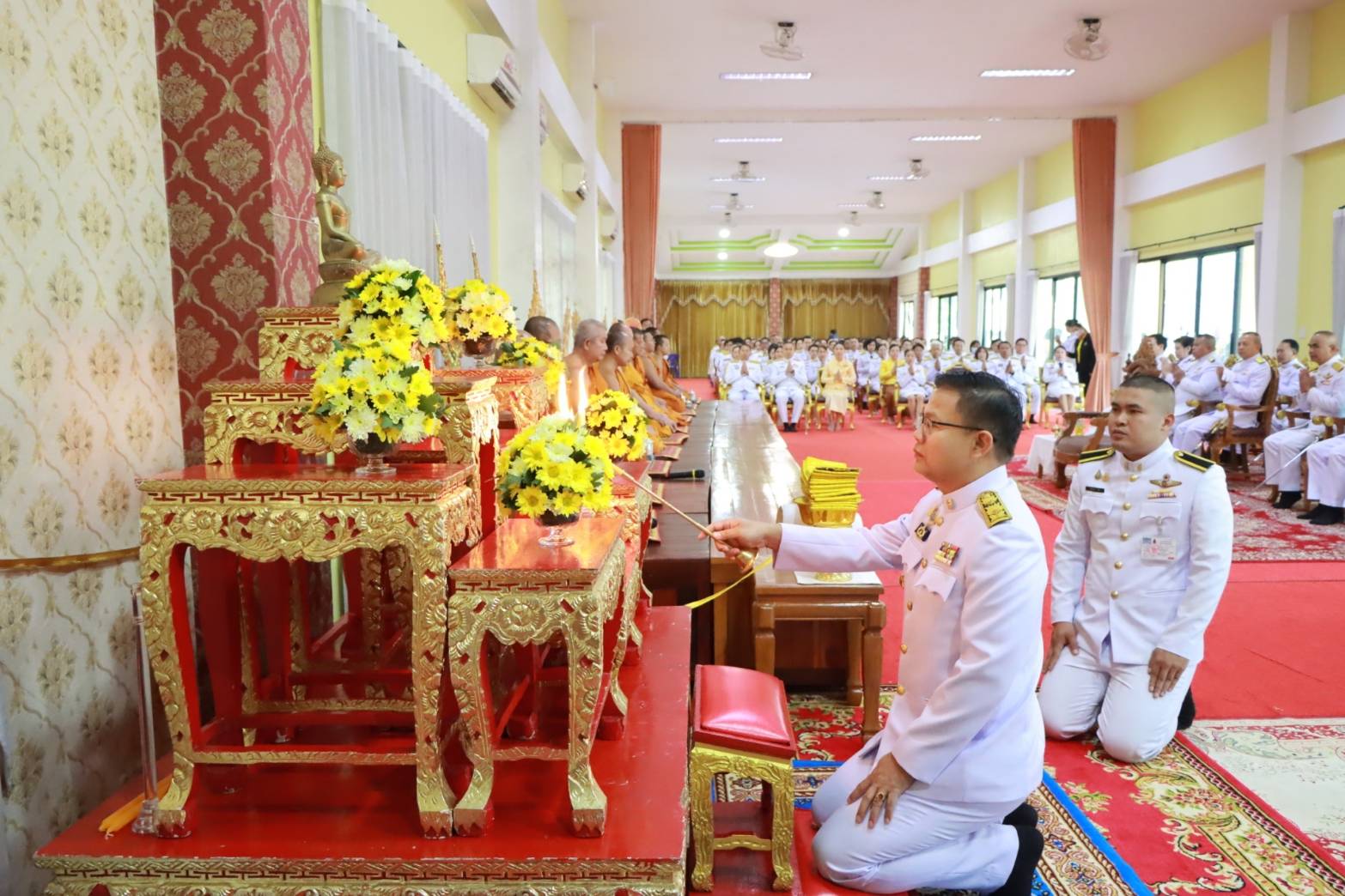 พช.นครพนม ร่วมพิธีทำบุญตักบาตรถวายพระราชกุศล และพิธีวางพานพุ่มดอกไม้ เนื่องในวันคล้ายวันพระบรมราชสมภพ พระบาทสมเด็จพระบรมชนกาธิเบศร มหาภูมิพลอดุลยเดชมหาราช บรมนาถบพิตร วันชาติ และวันพ่อแห่งชาติ 5 ธันวาคม 2567