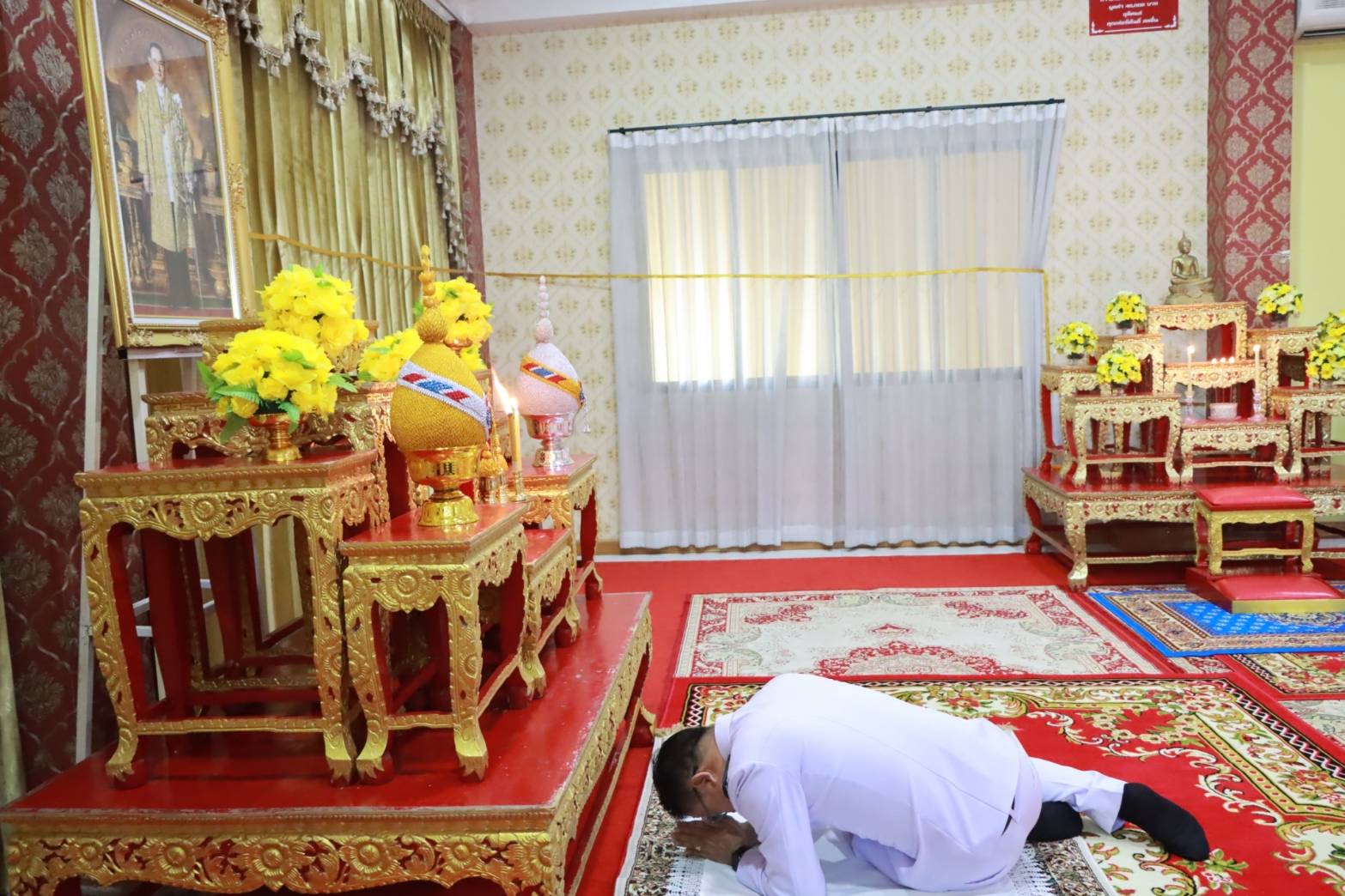 พช.นครพนม ร่วมพิธีทำบุญตักบาตรถวายพระราชกุศล และพิธีวางพานพุ่มดอกไม้ เนื่องในวันคล้ายวันพระบรมราชสมภพ พระบาทสมเด็จพระบรมชนกาธิเบศร มหาภูมิพลอดุลยเดชมหาราช บรมนาถบพิตร วันชาติ และวันพ่อแห่งชาติ 5 ธันวาคม 2567