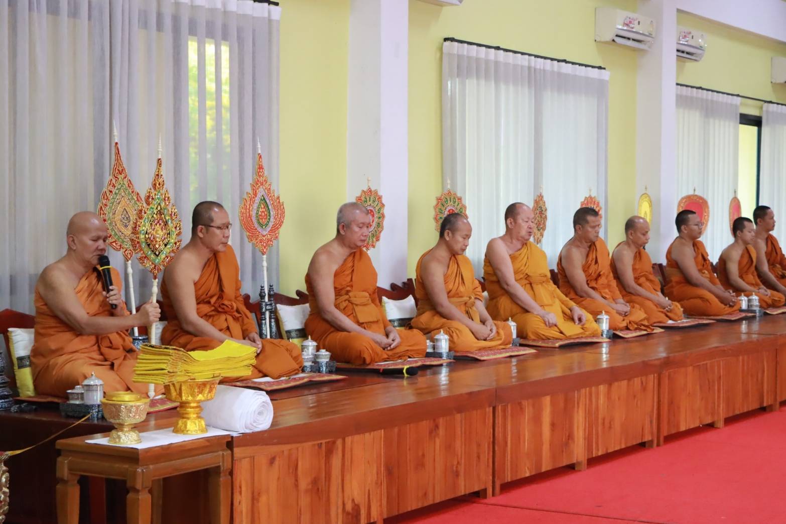 พช.นครพนม ร่วมพิธีทำบุญตักบาตรถวายพระราชกุศล และพิธีวางพานพุ่มดอกไม้ เนื่องในวันคล้ายวันพระบรมราชสมภพ พระบาทสมเด็จพระบรมชนกาธิเบศร มหาภูมิพลอดุลยเดชมหาราช บรมนาถบพิตร วันชาติ และวันพ่อแห่งชาติ 5 ธันวาคม 2567
