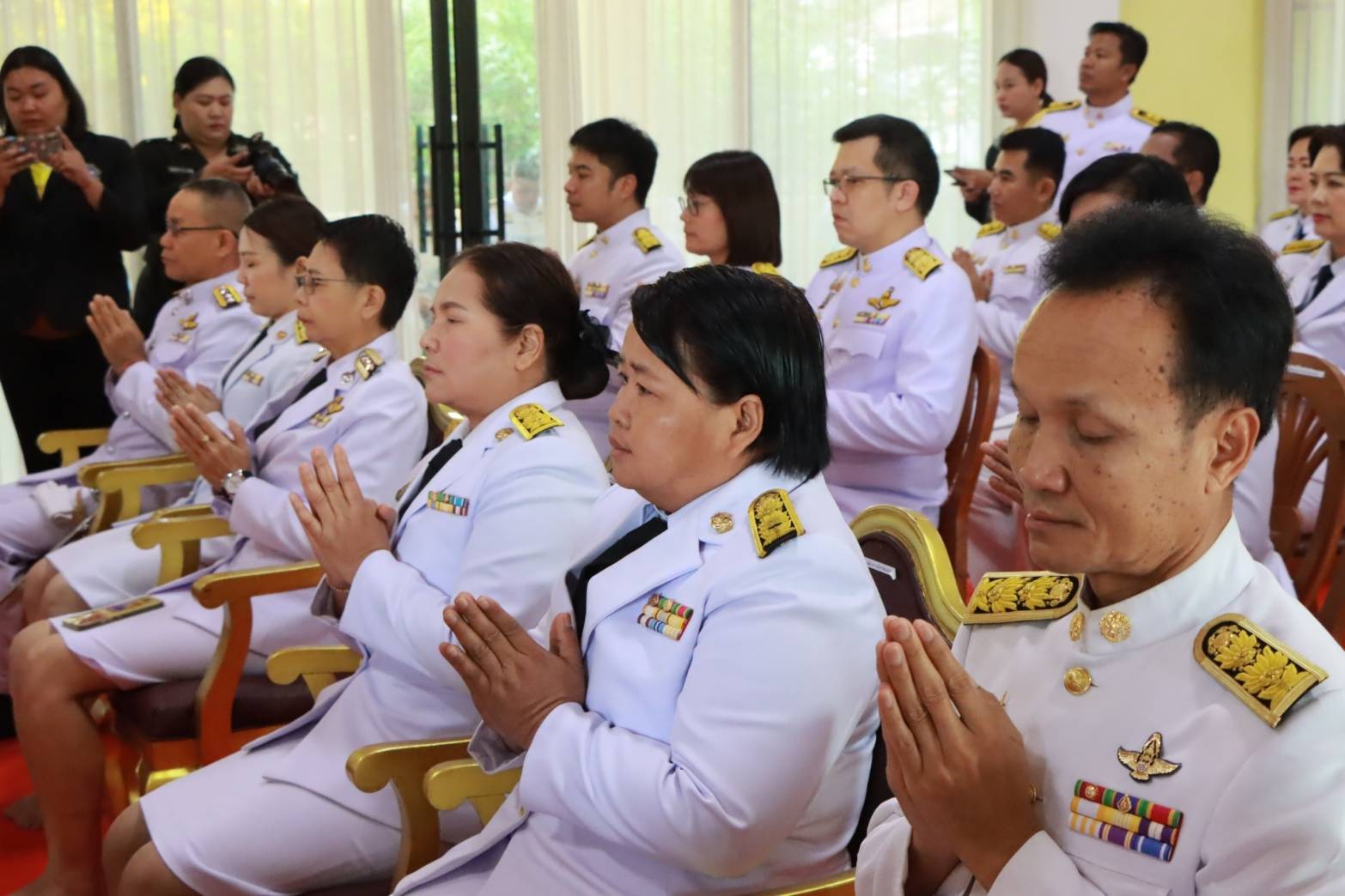 พช.นครพนม ร่วมพิธีทำบุญตักบาตรถวายพระราชกุศล และพิธีวางพานพุ่มดอกไม้ เนื่องในวันคล้ายวันพระบรมราชสมภพ พระบาทสมเด็จพระบรมชนกาธิเบศร มหาภูมิพลอดุลยเดชมหาราช บรมนาถบพิตร วันชาติ และวันพ่อแห่งชาติ 5 ธันวาคม 2567